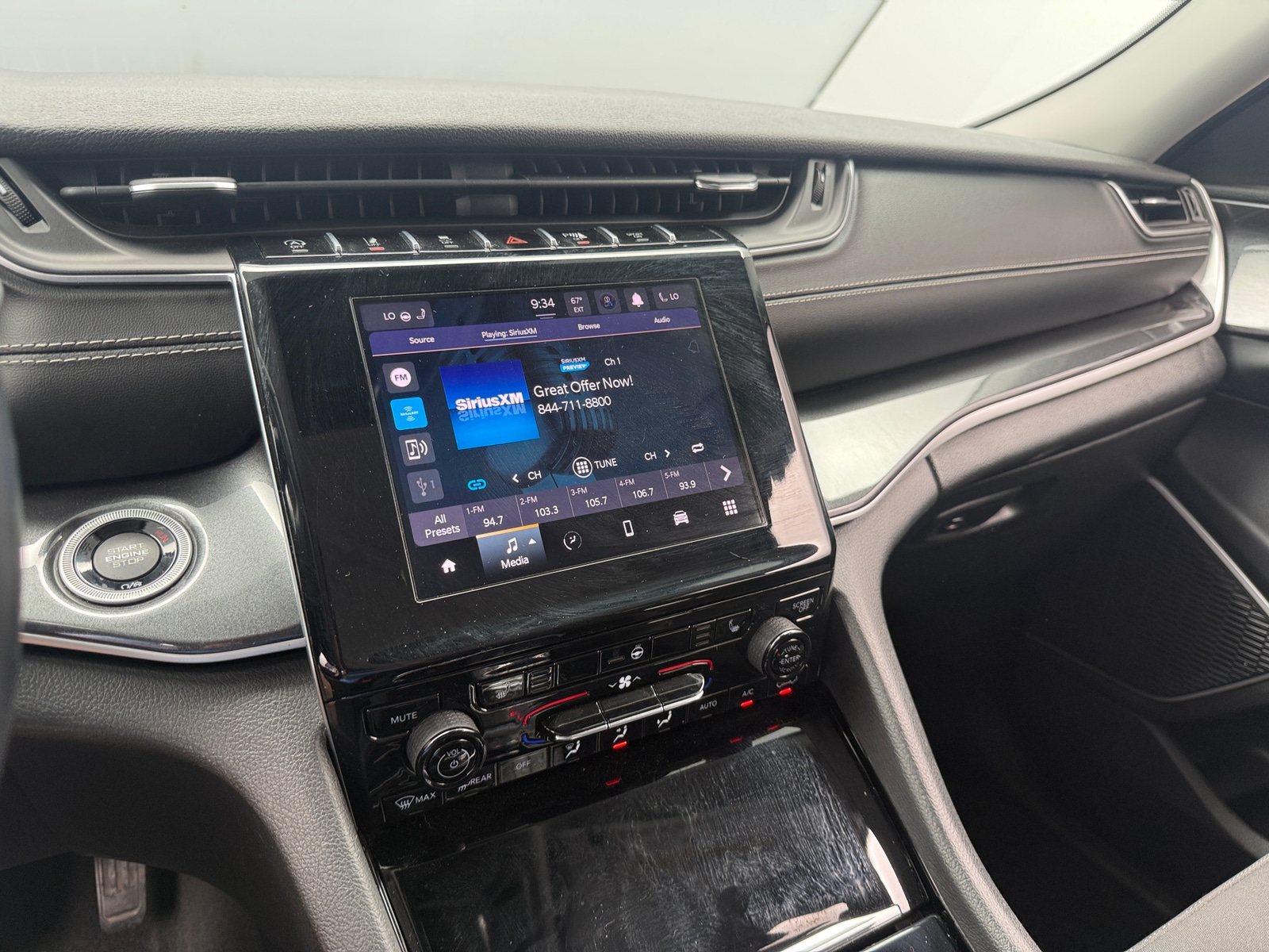Thumbnail: 2021 Jeep Grand Cherokee L - 4