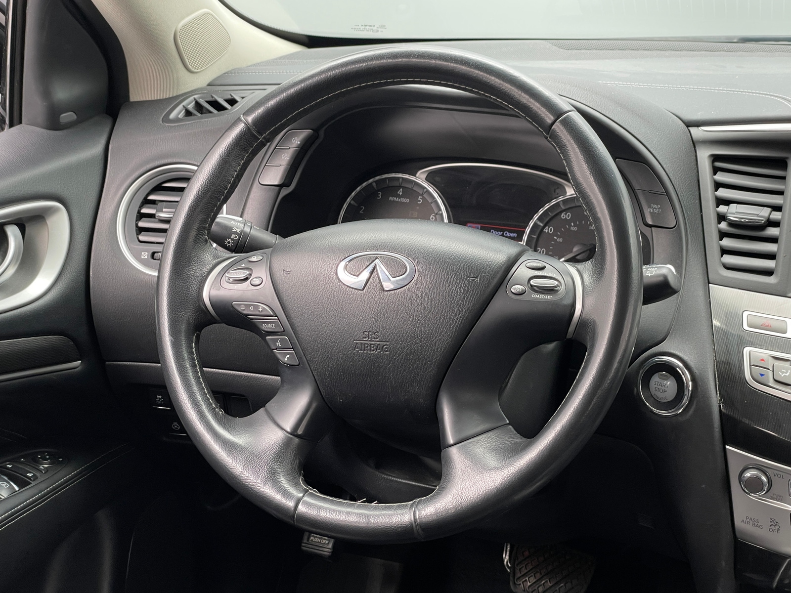 Thumbnail: 2019 INFINITI QX60 - 4