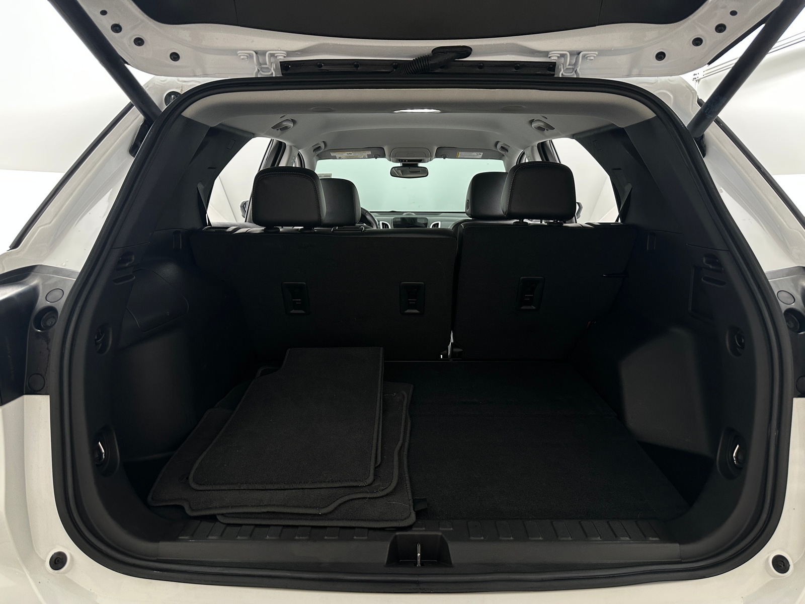 Thumbnail: 2024 Chevrolet Equinox - 6