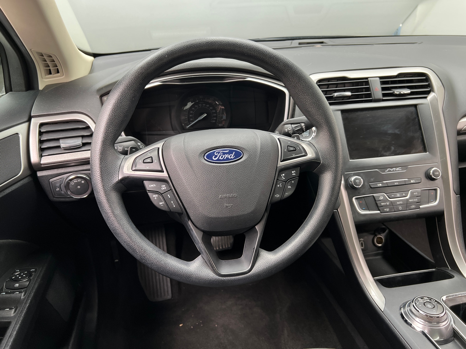 Thumbnail: 2019 Ford Fusion - 5