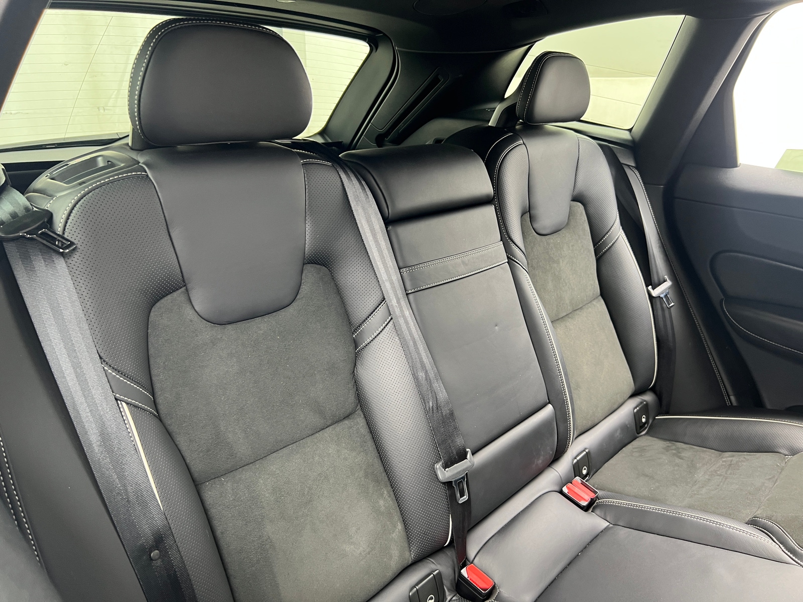 Thumbnail: 2019 Volvo XC60 - 5