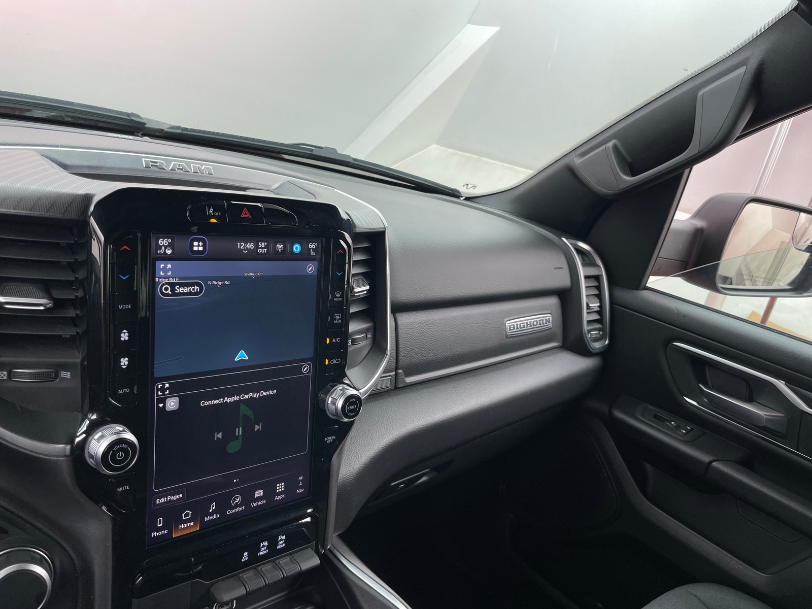 Thumbnail: 2025 RAM 1500 - 4