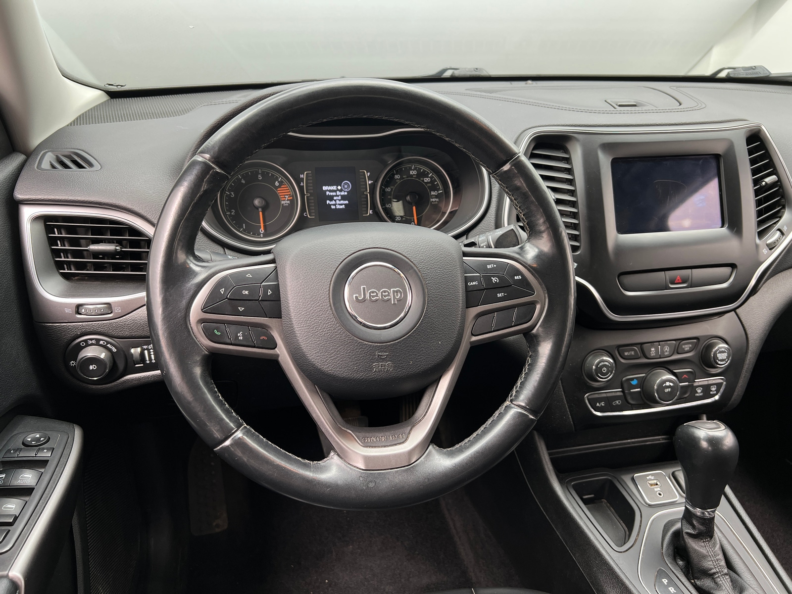 Thumbnail: 2019 Jeep Cherokee - 5