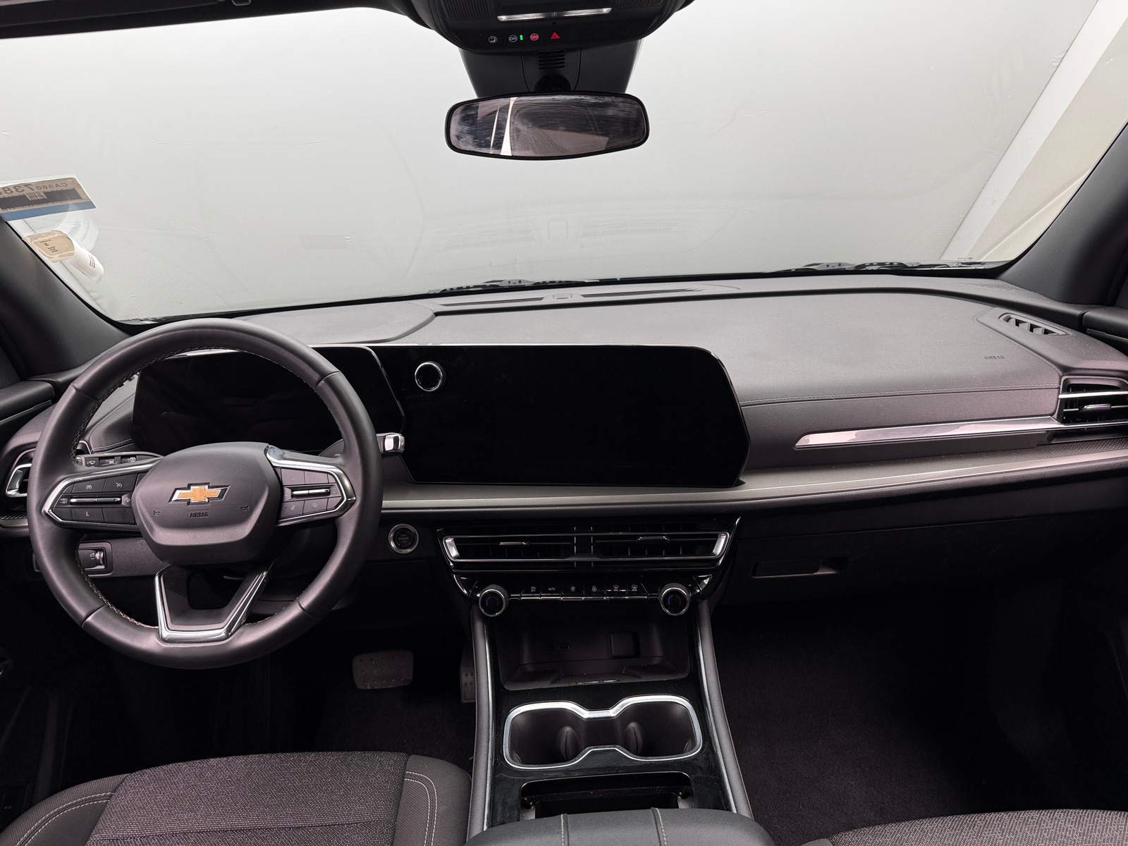 Thumbnail: 2024 Chevrolet Traverse - 3