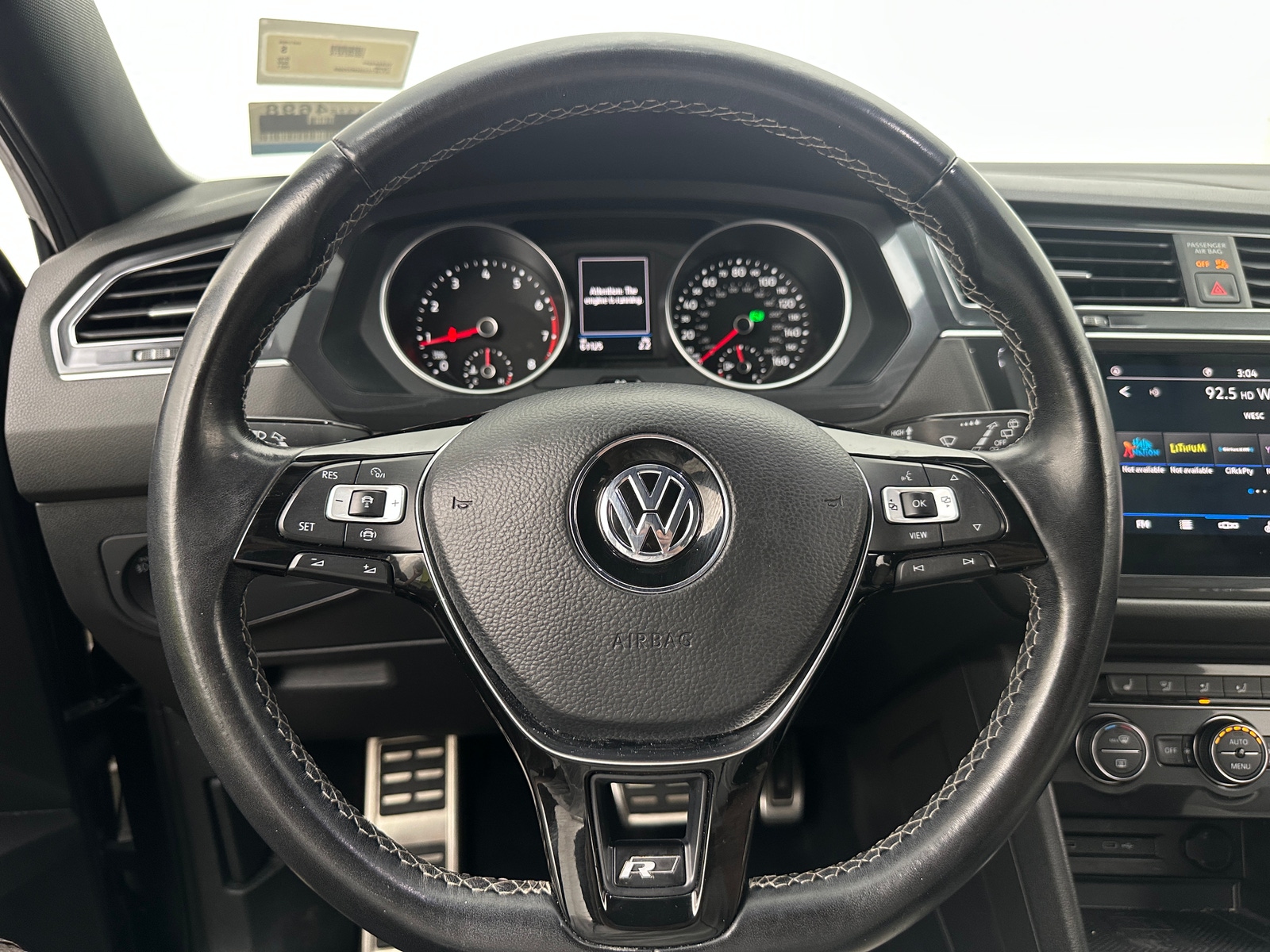 Thumbnail: 2021 Volkswagen Tiguan - 4