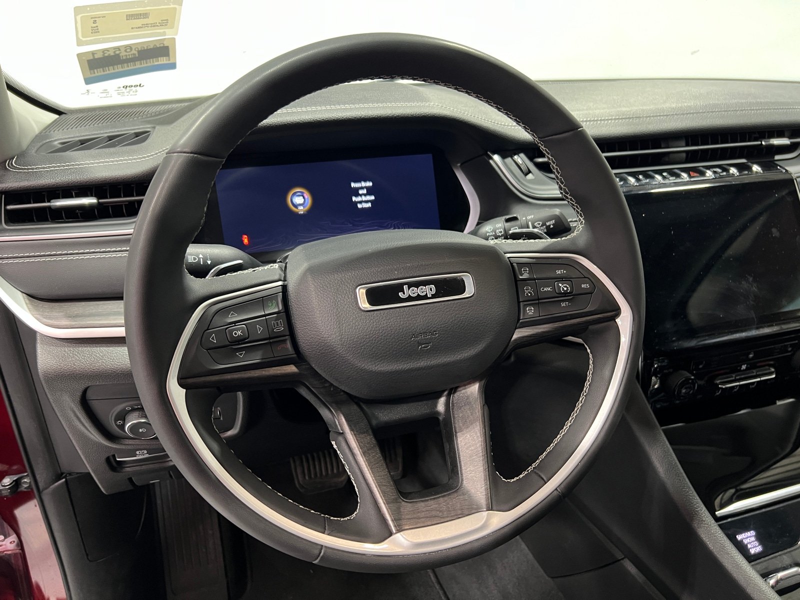 Thumbnail: 2023 Jeep Grand Cherokee - 4