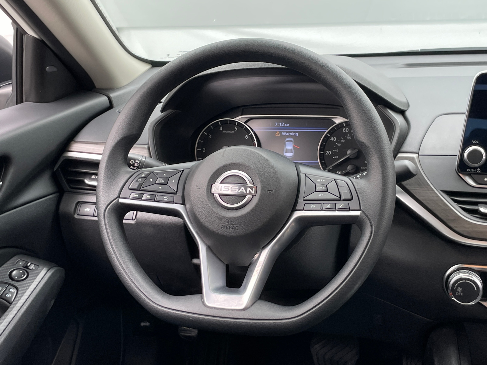 Thumbnail: 2025 Nissan Altima - 5