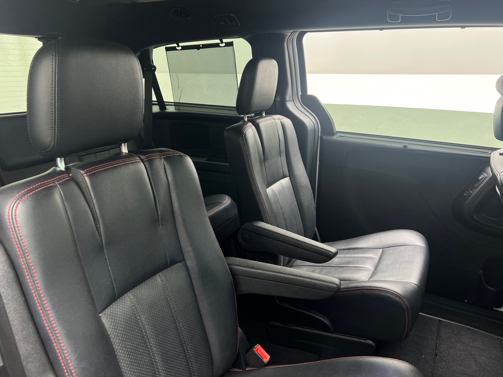 Thumbnail: 2017 Dodge Grand Caravan - 5