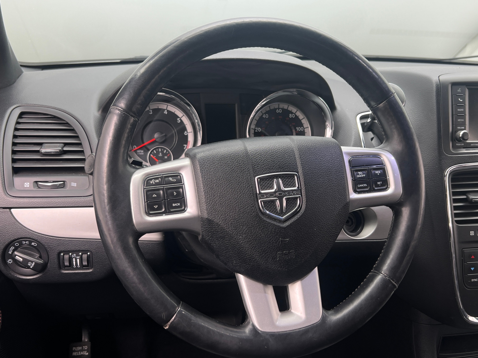 Thumbnail: 2017 Dodge Grand Caravan - 4