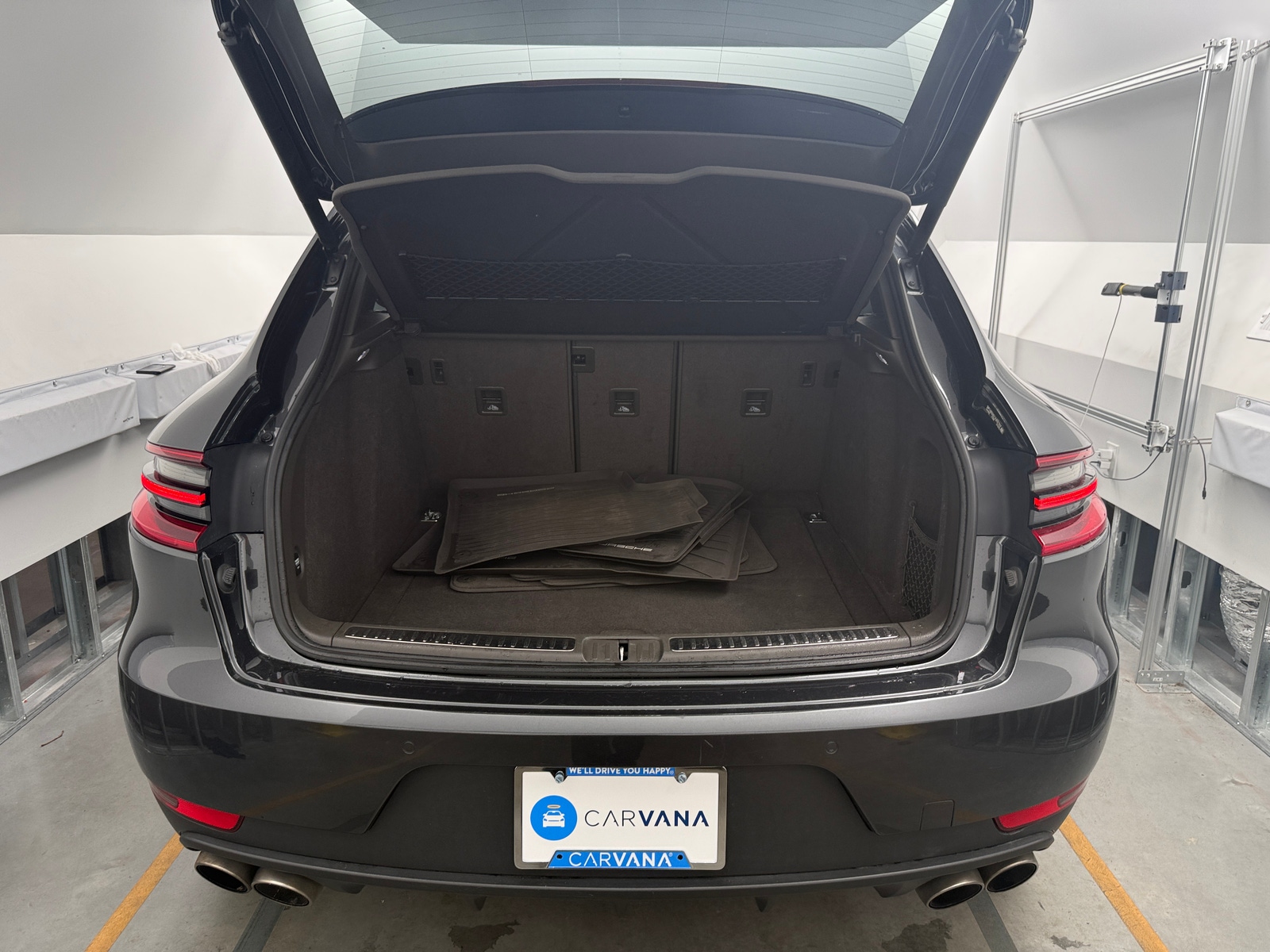 Thumbnail: 2018 Porsche Macan - 6