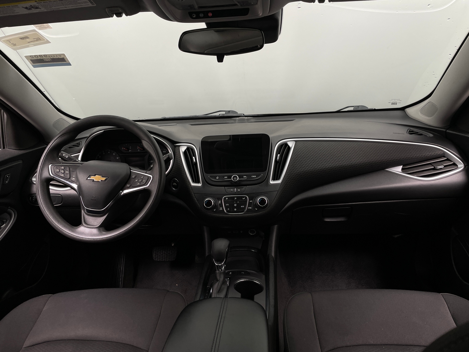 Thumbnail: 2023 Chevrolet Malibu - 3