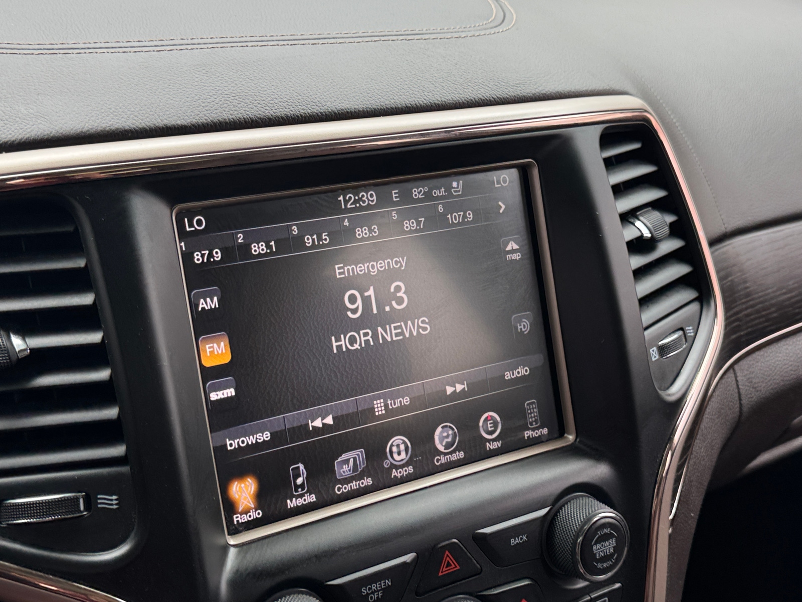 Thumbnail: 2014 Jeep Grand Cherokee - 3