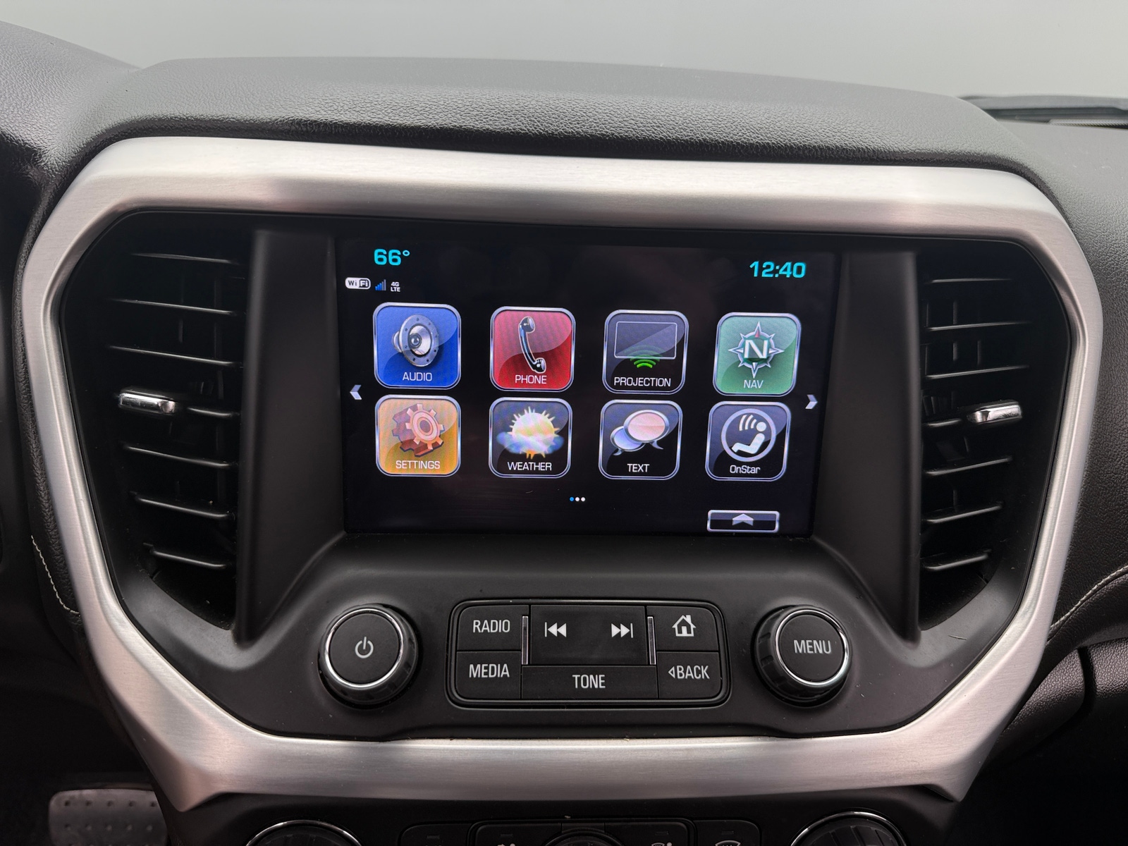 Thumbnail: 2019 GMC Acadia - 3