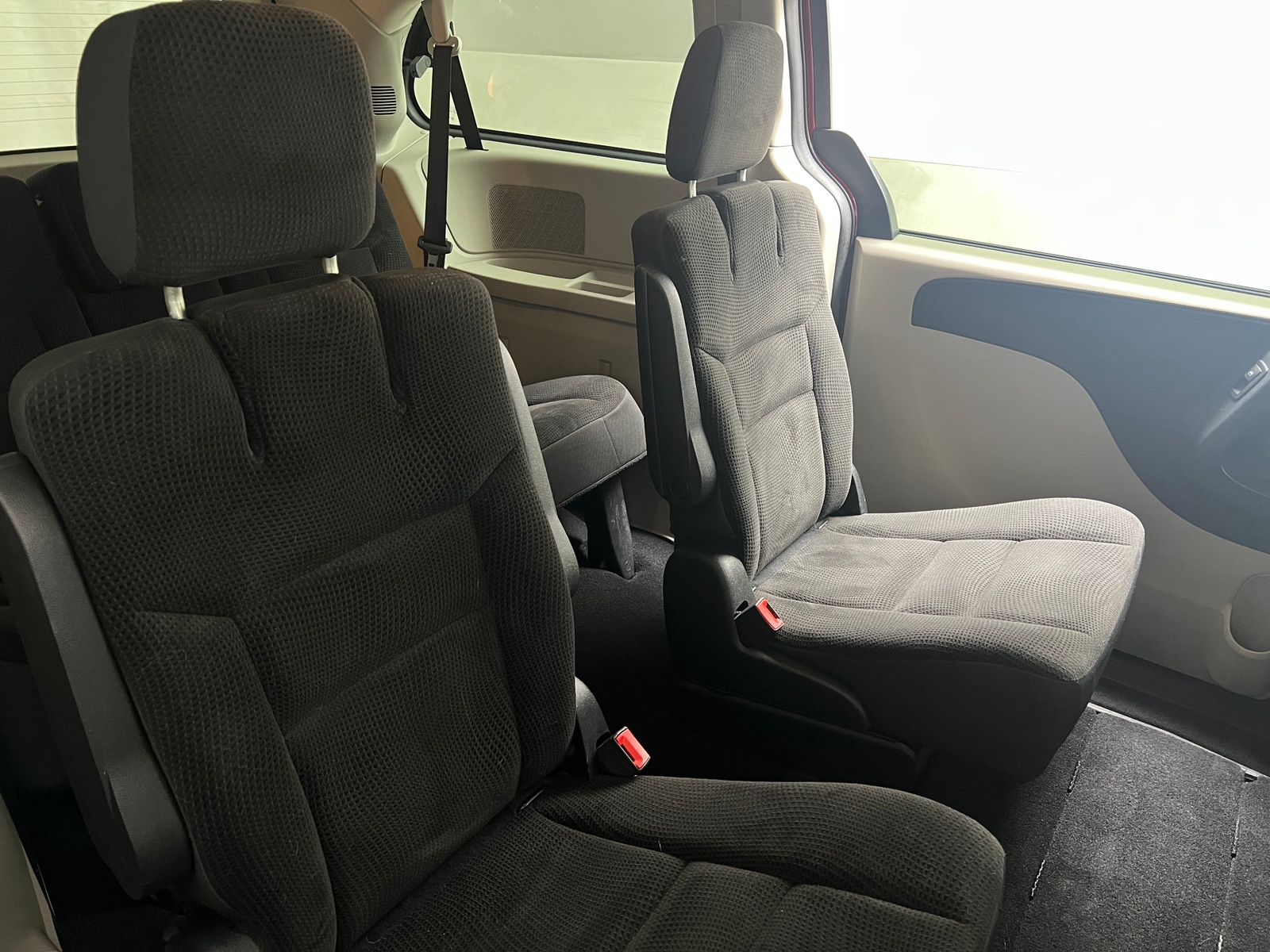 Thumbnail: 2019 Dodge Grand Caravan - 6