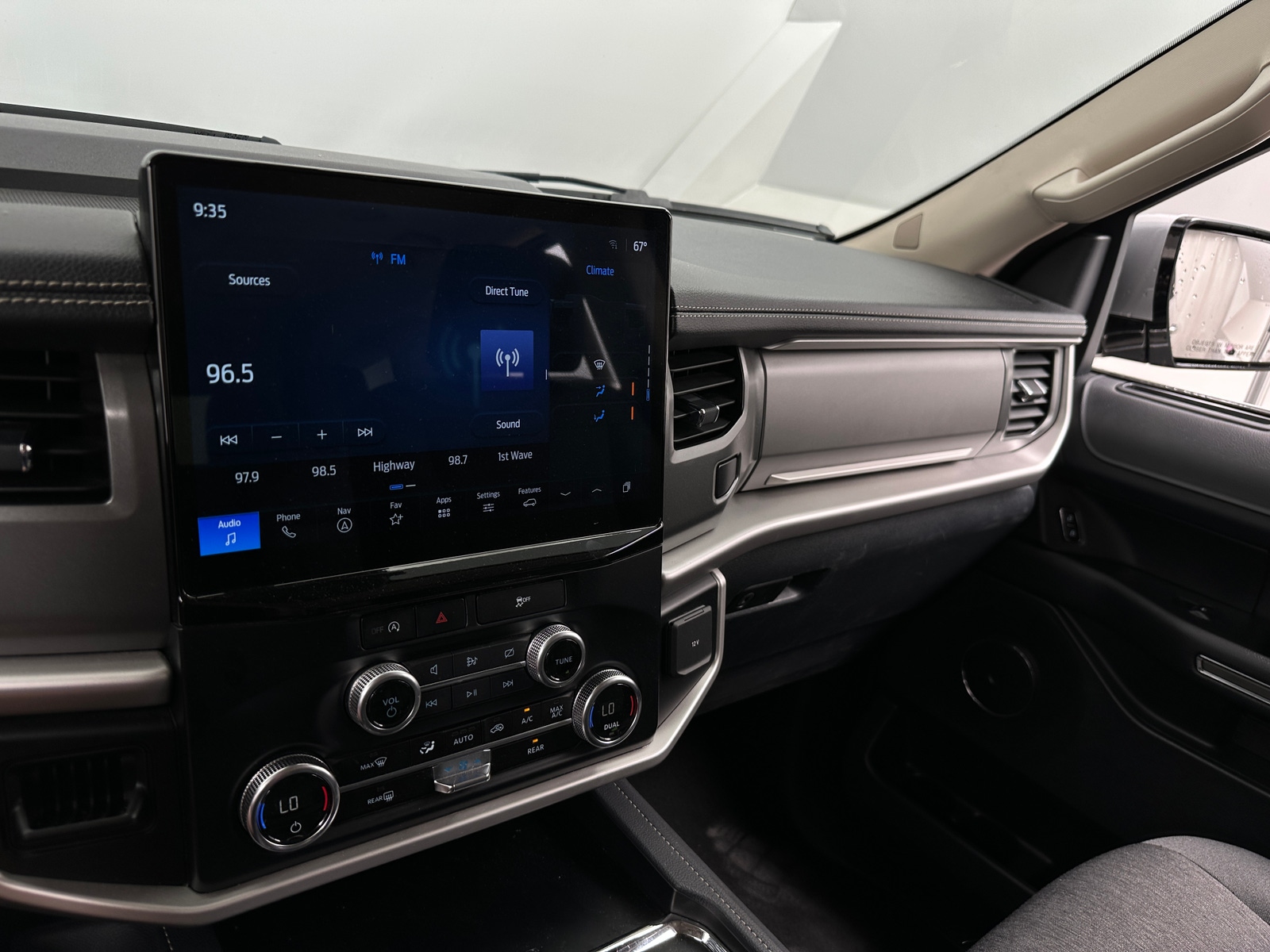 Thumbnail: 2024 Ford Expedition - 4