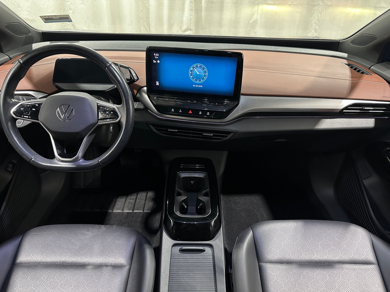 Thumbnail: 2021 Volkswagen ID.4 - 2