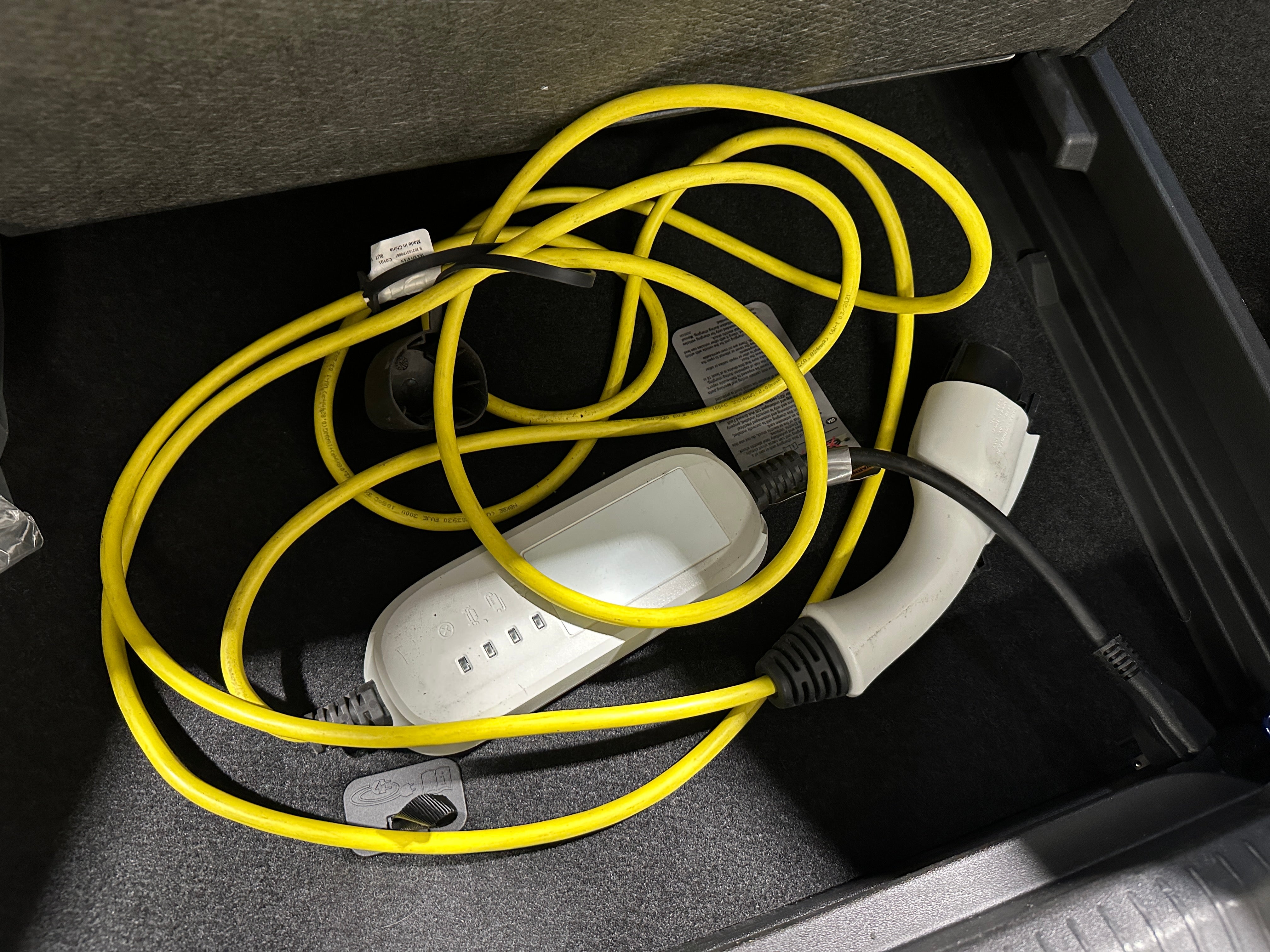 Used 2021 Volkswagen ID.4 PRO S with VIN WVGKMPE22MP042114 for sale in Oak Creek, WI