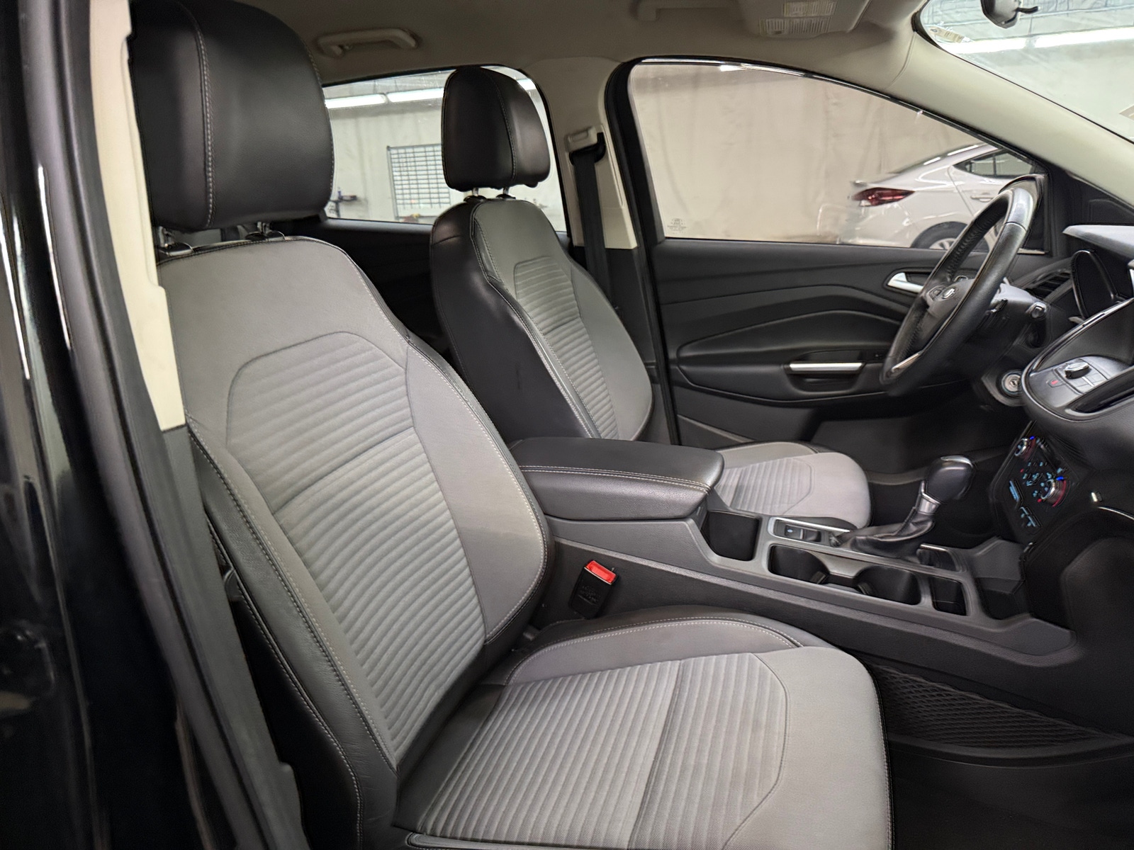 Thumbnail: 2017 Ford Escape - 2