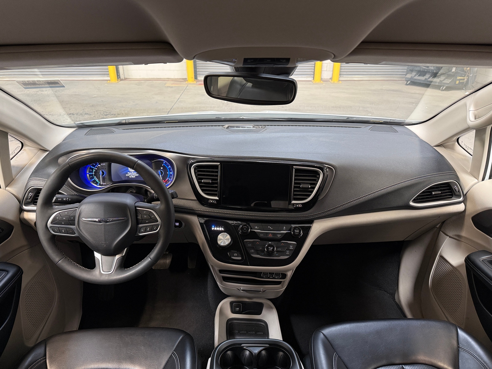 Thumbnail: 2023 Chrysler Pacifica - 2