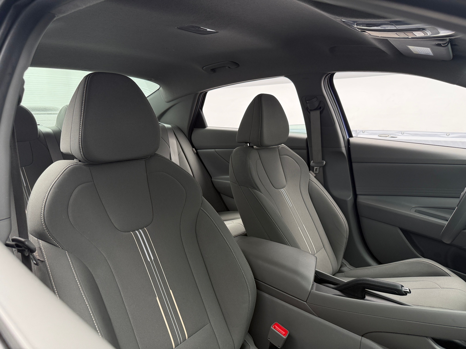 Thumbnail: 2024 Hyundai Elantra - 2