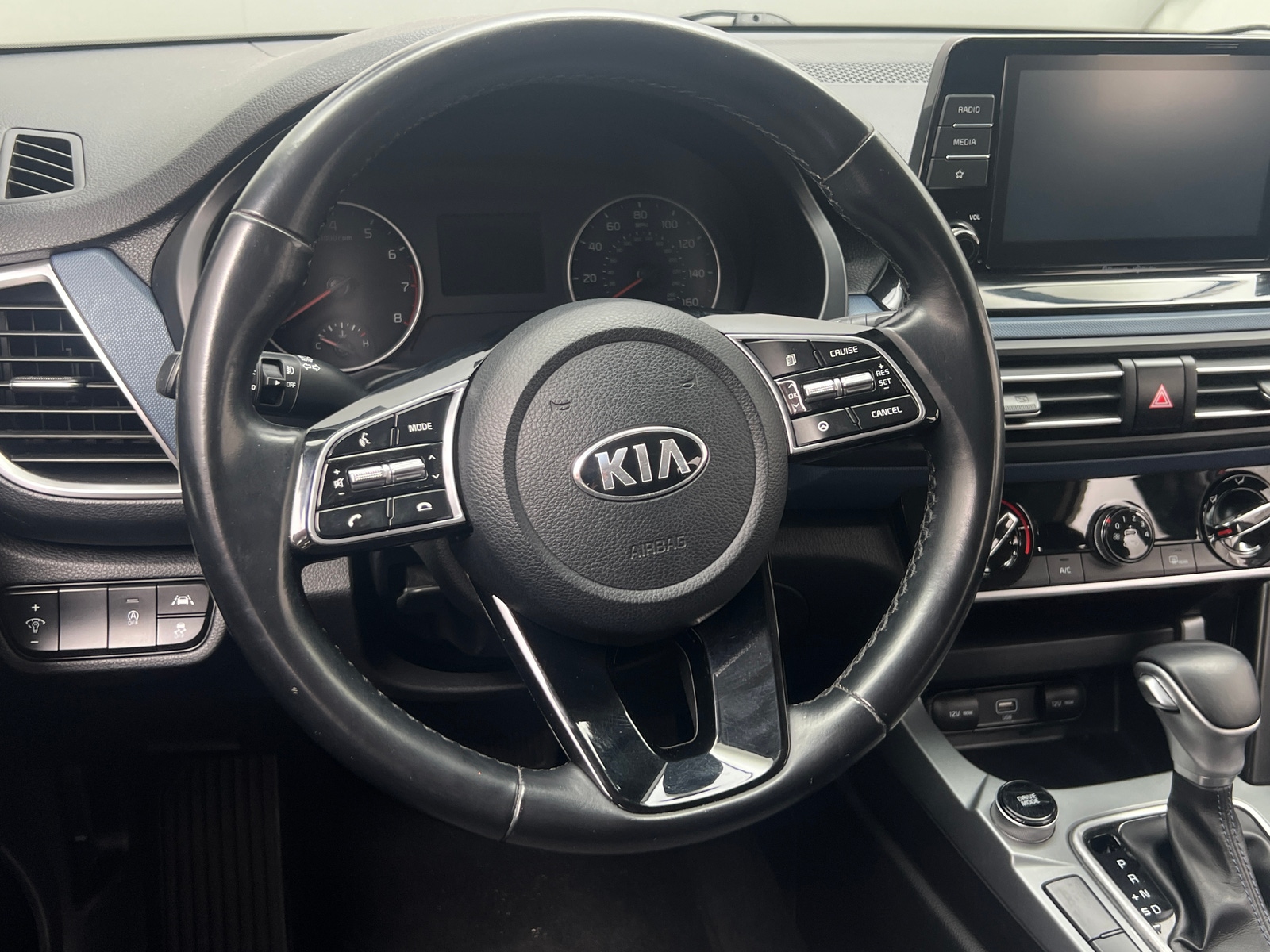 Thumbnail: 2021 Kia Seltos - 4