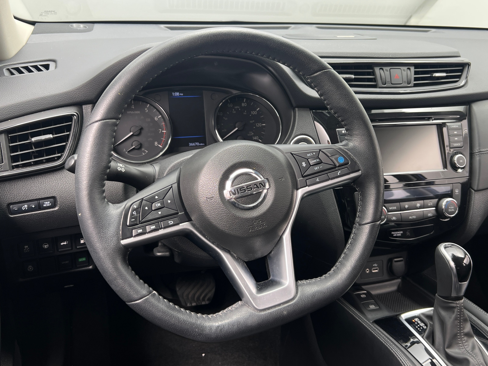 Thumbnail: 2020 Nissan Rogue - 4