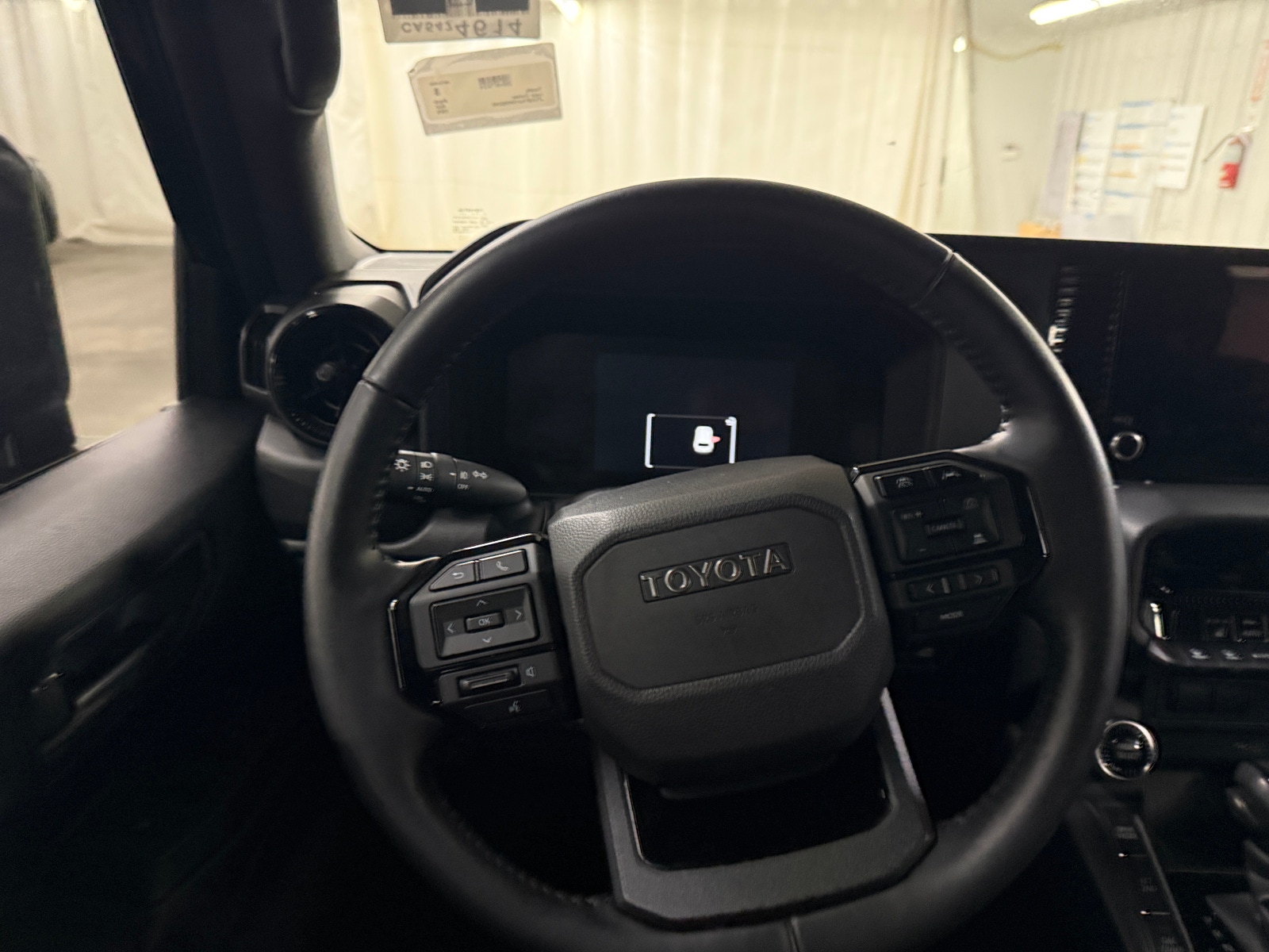 Thumbnail: 2025 Toyota Land Cruiser - 5