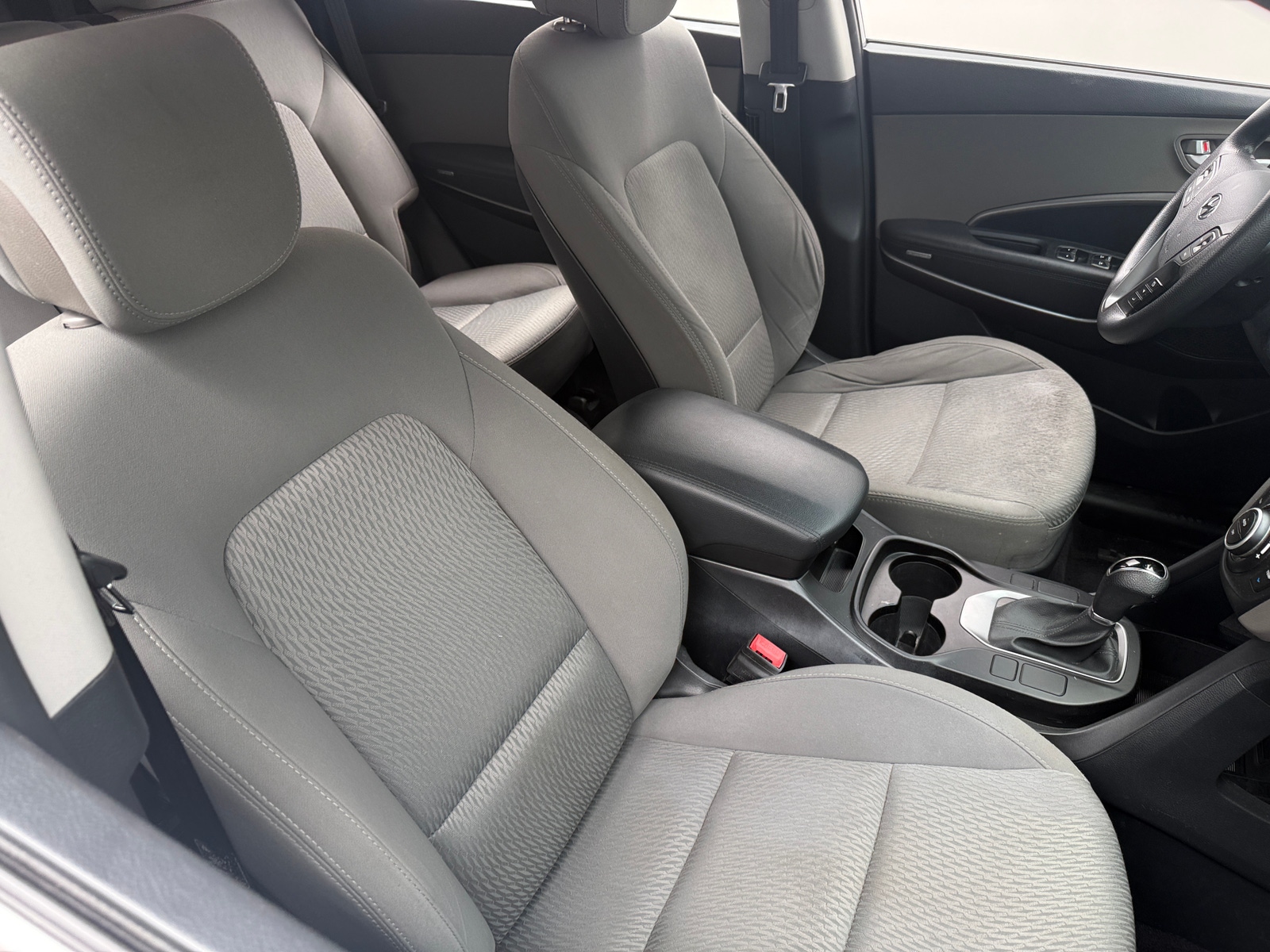 Thumbnail: 2017 Hyundai Santa Fe - 2