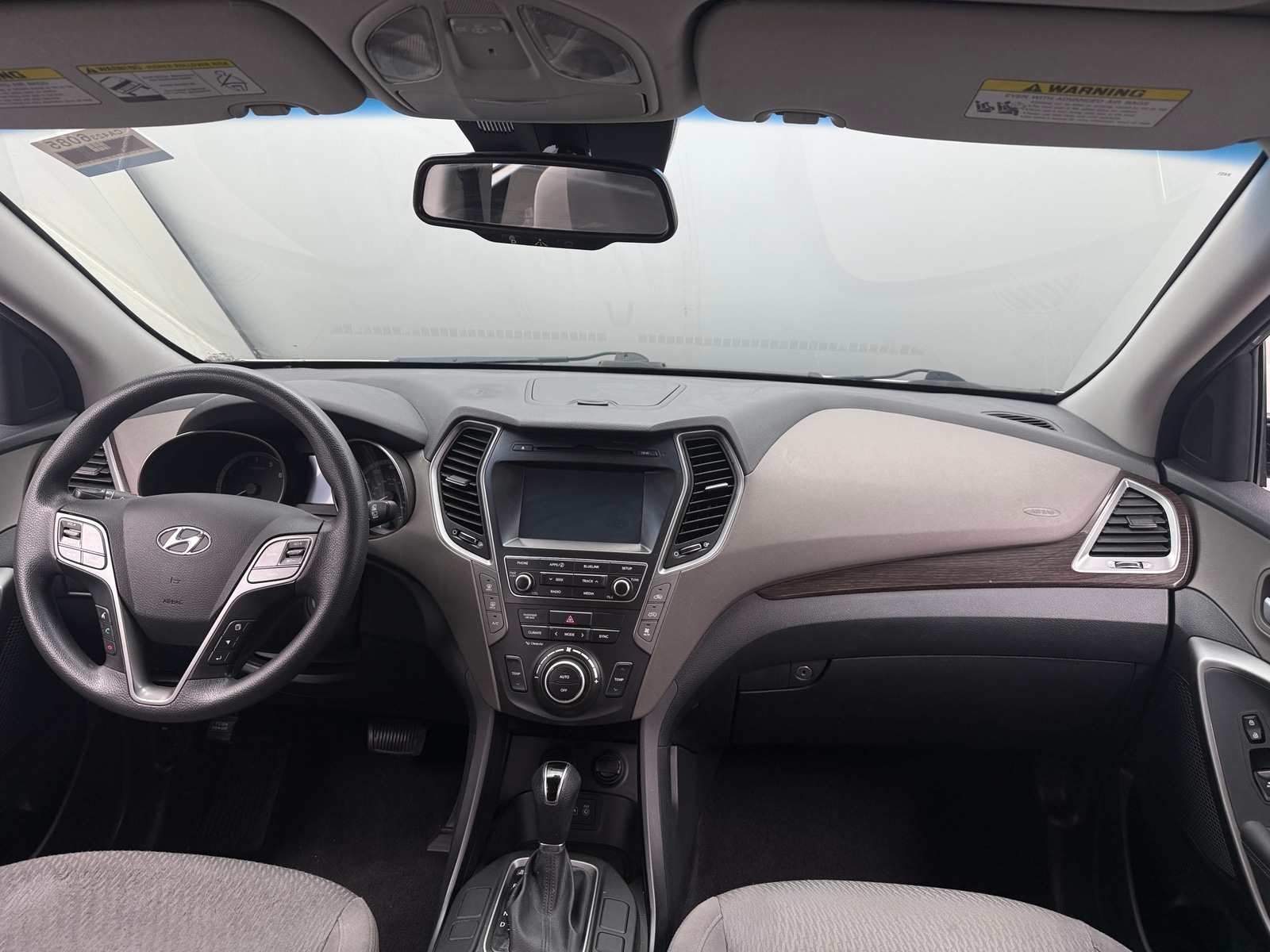 Thumbnail: 2017 Hyundai Santa Fe - 3