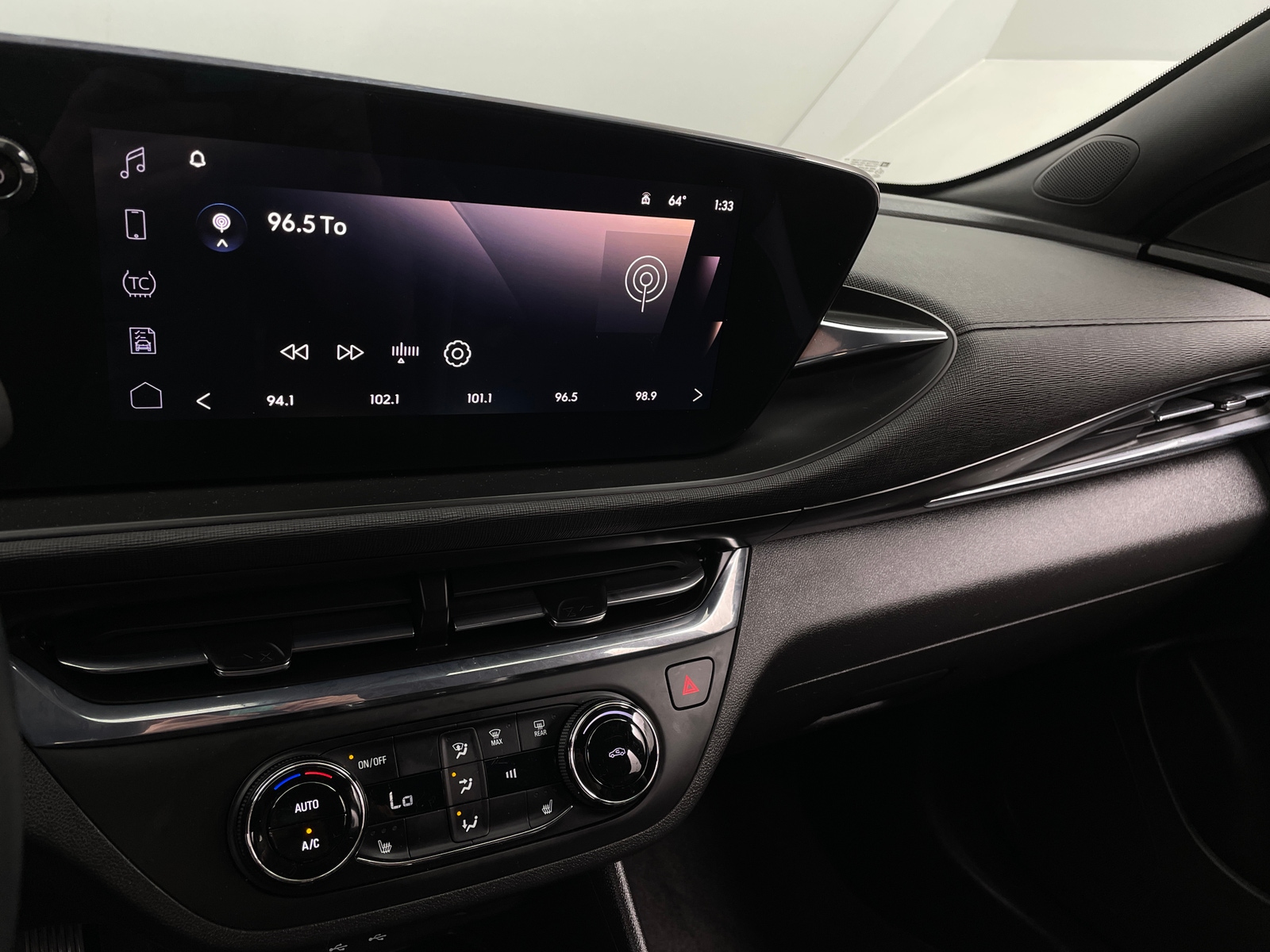 Thumbnail: 2025 Buick Envista - 3