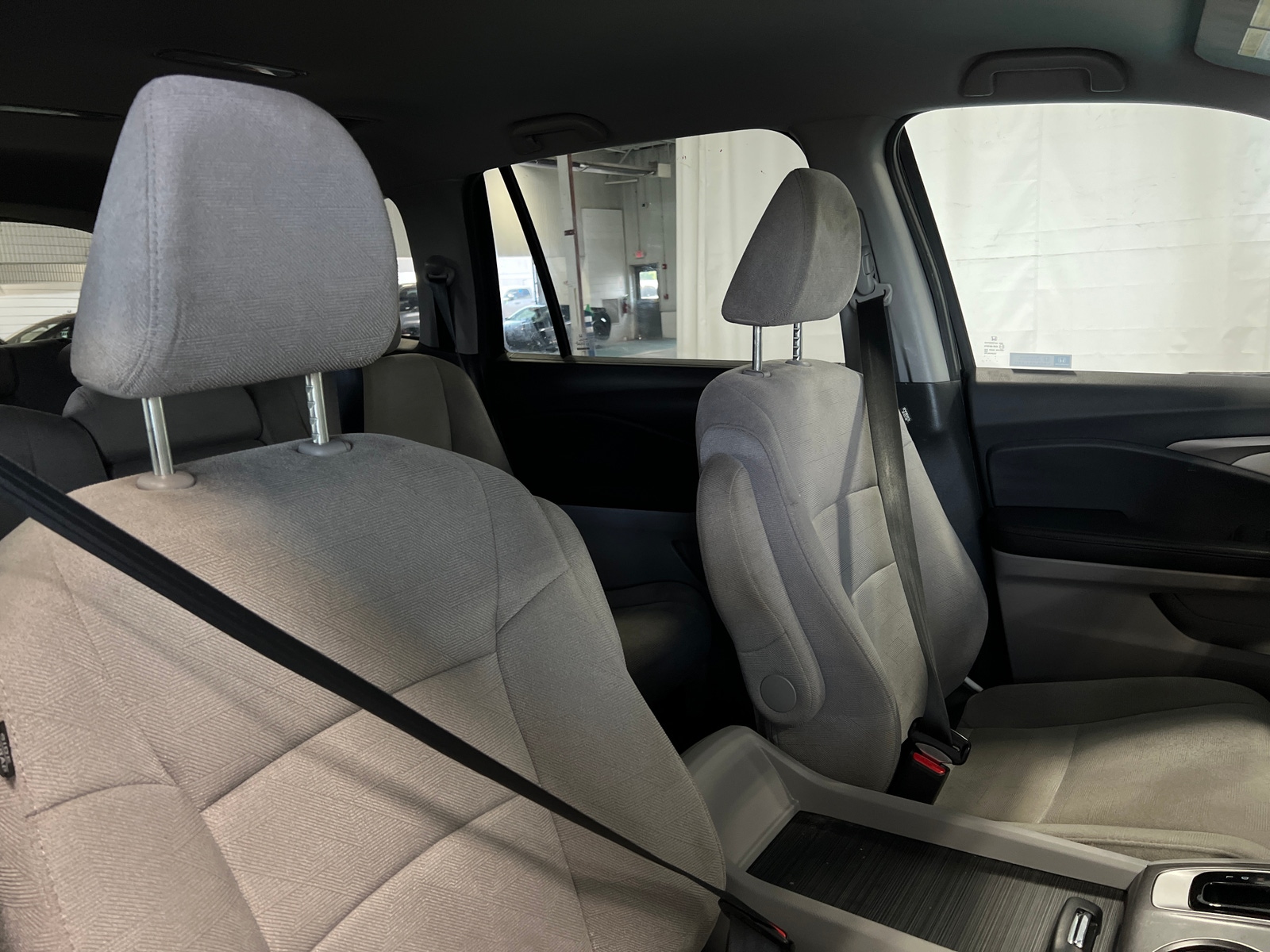 Thumbnail: 2019 Honda Pilot - 2