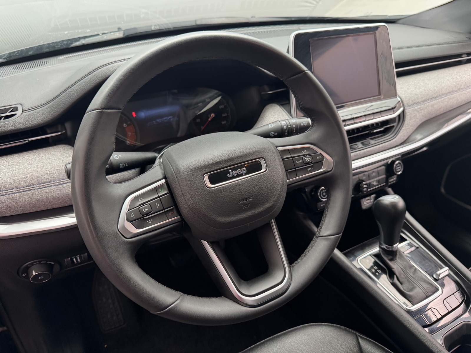 Thumbnail: 2025 Jeep Compass - 4