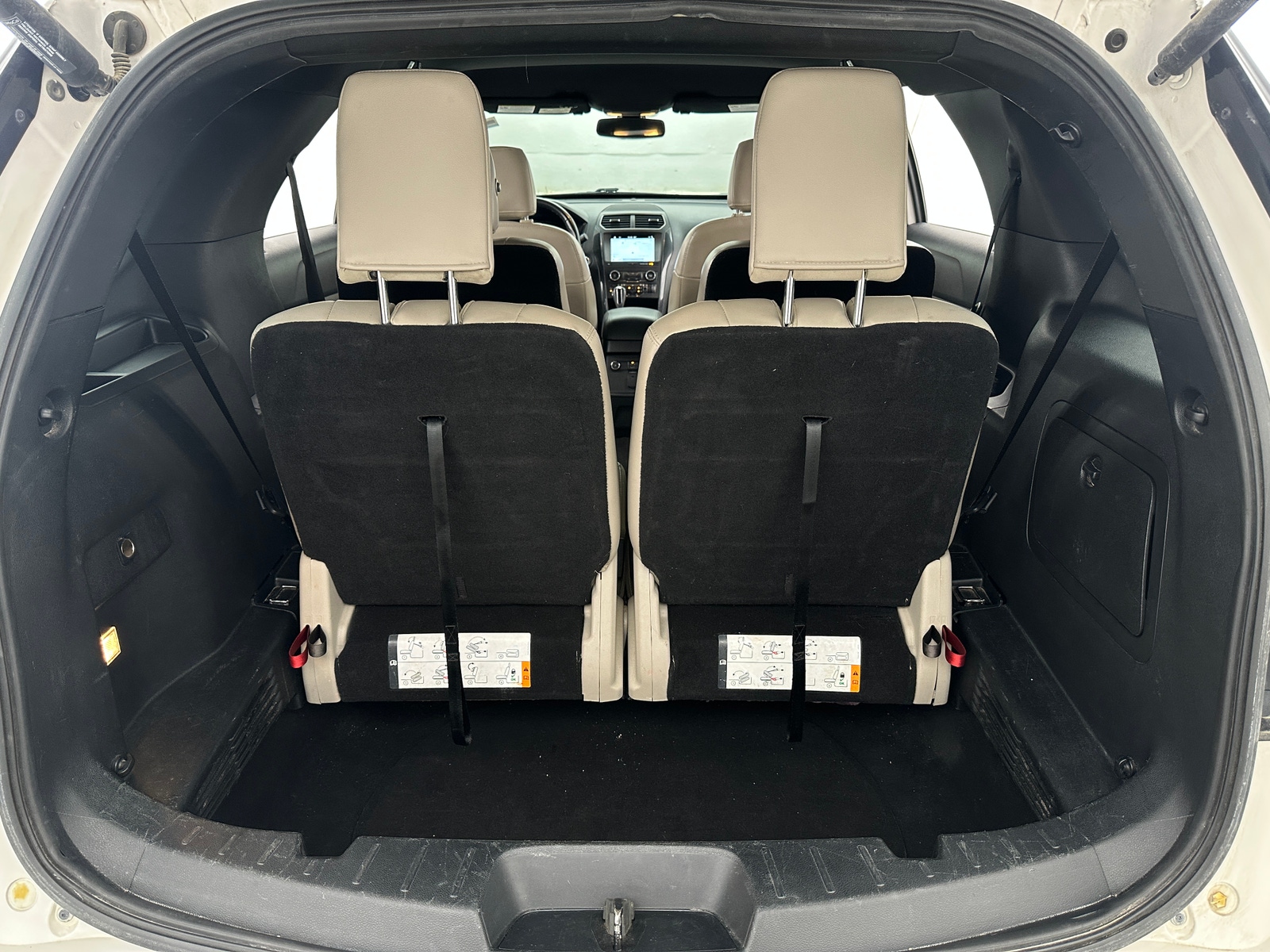 Thumbnail: 2019 Ford Explorer - 7
