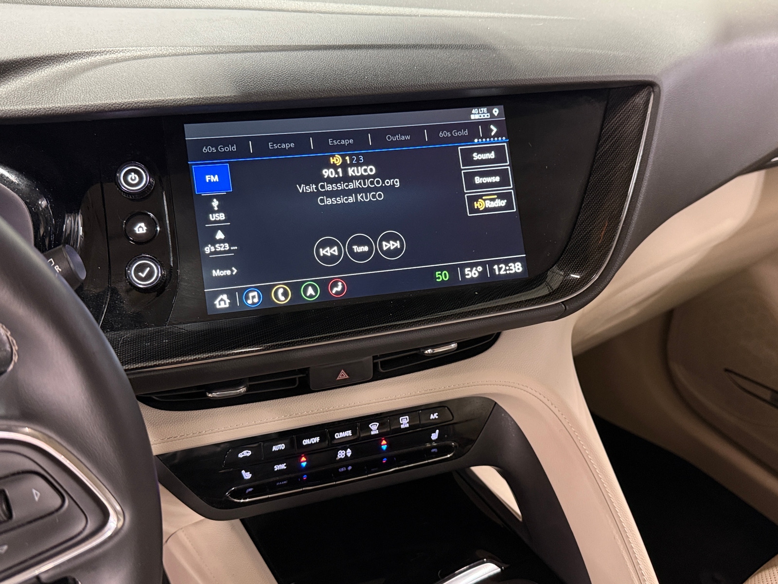 Thumbnail: 2022 Buick Envision - 3