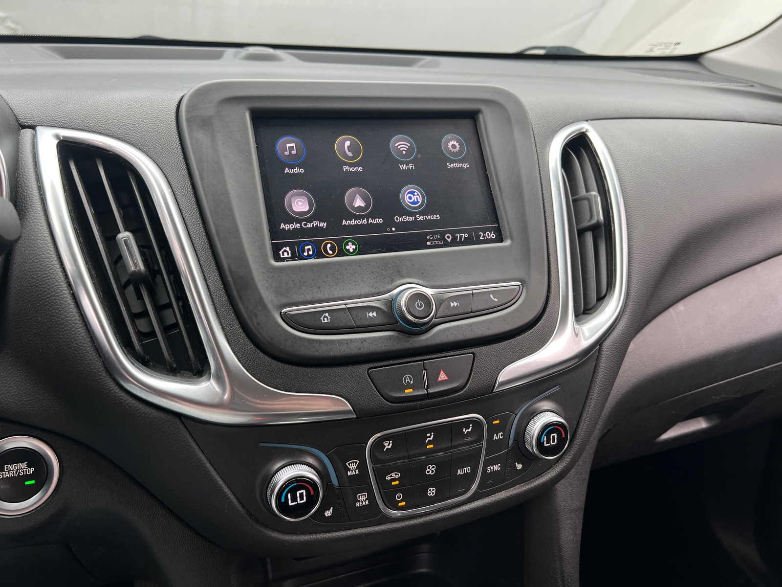 Thumbnail: 2022 Chevrolet Equinox - 4