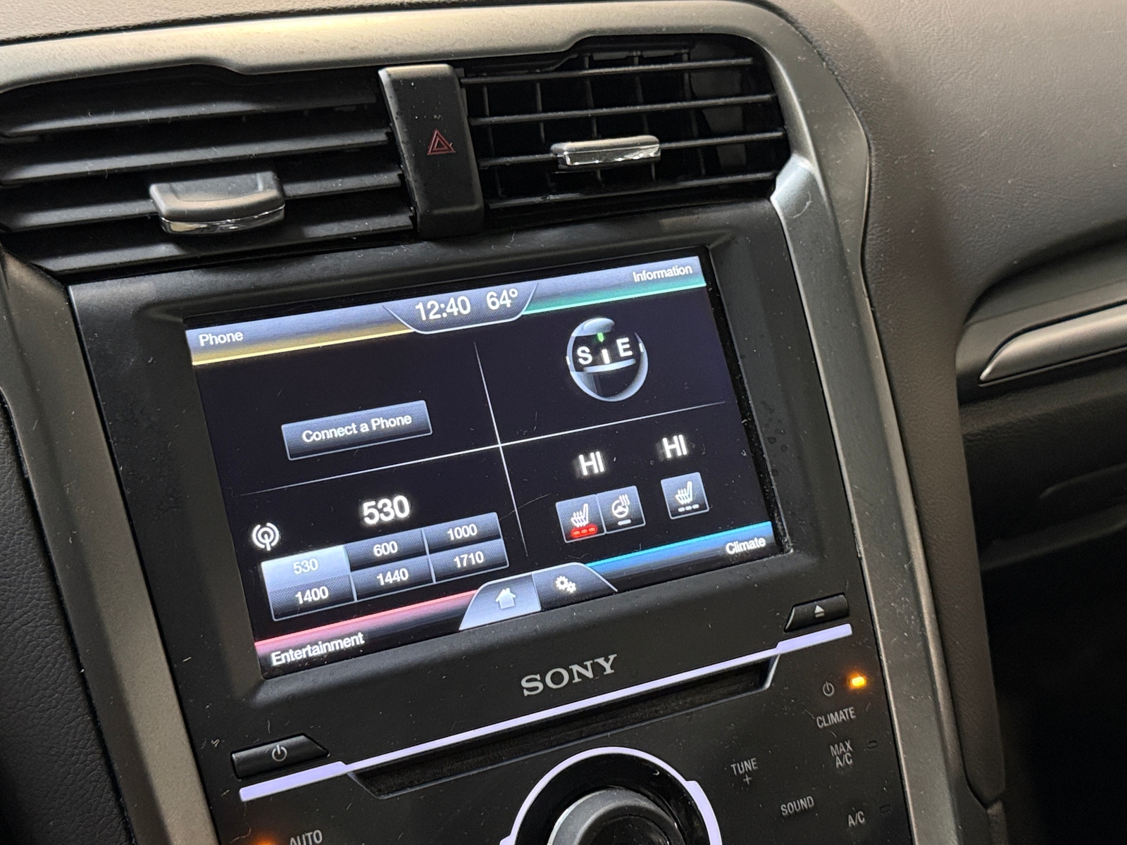 Thumbnail: 2014 Ford Fusion - 3