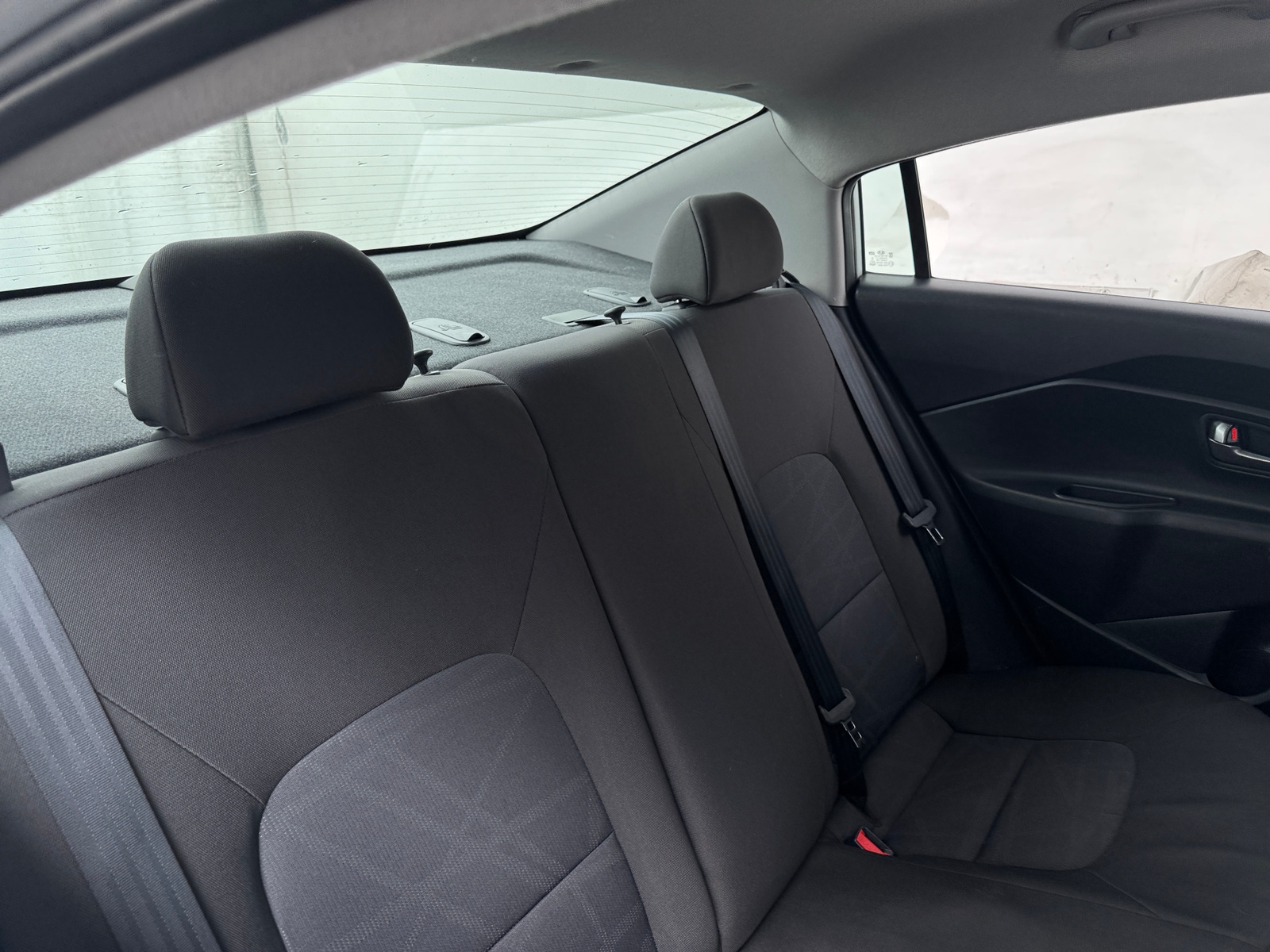 Thumbnail: 2017 Kia Rio - 6