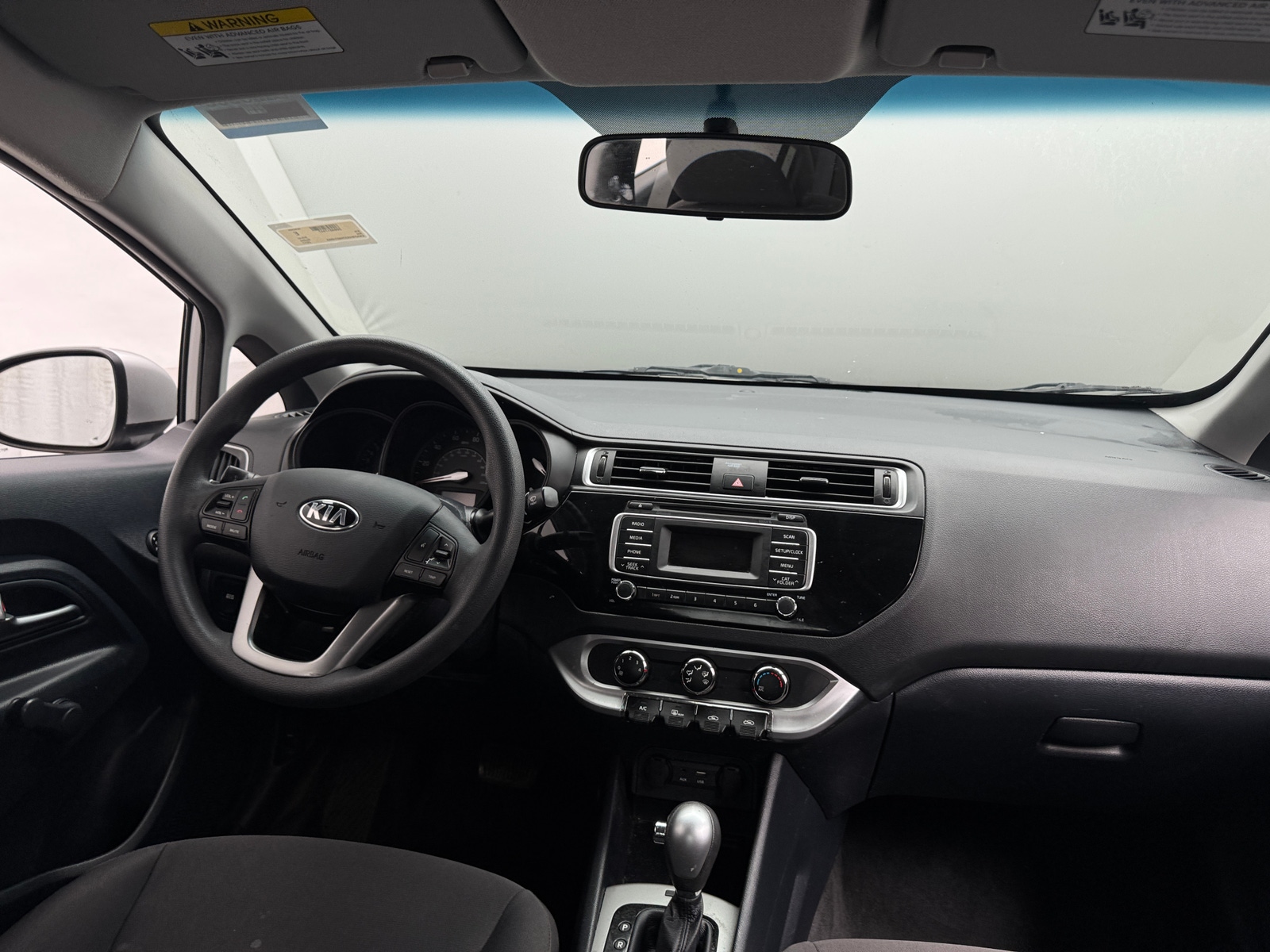 Thumbnail: 2017 Kia Rio - 3