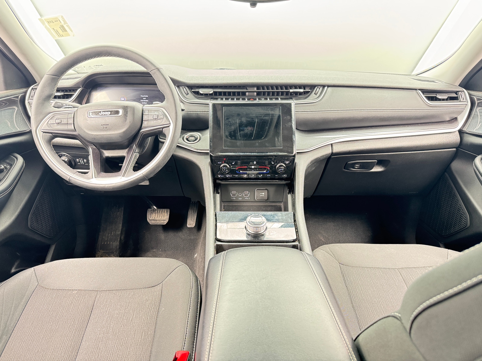 Thumbnail: 2023 Jeep Grand Cherokee L - 3