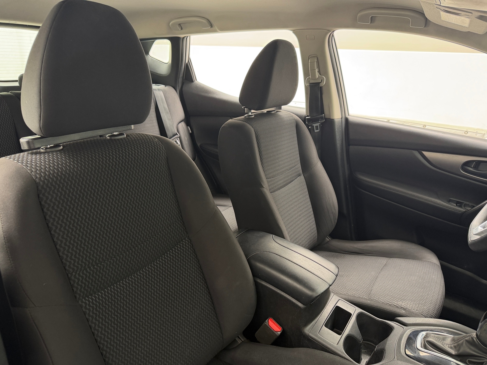 Thumbnail: 2020 Nissan Rogue Sport - 2