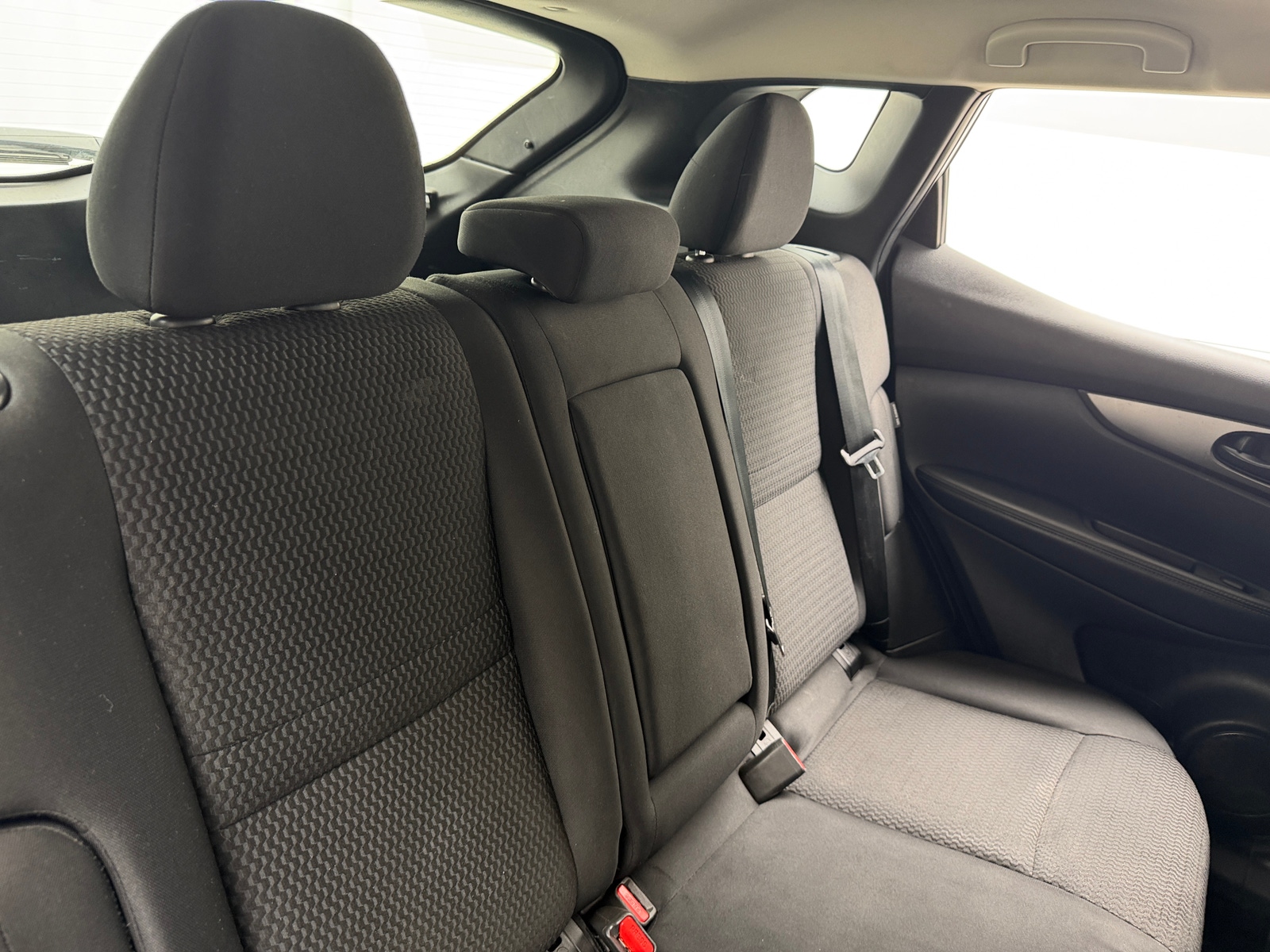 Thumbnail: 2020 Nissan Rogue Sport - 6