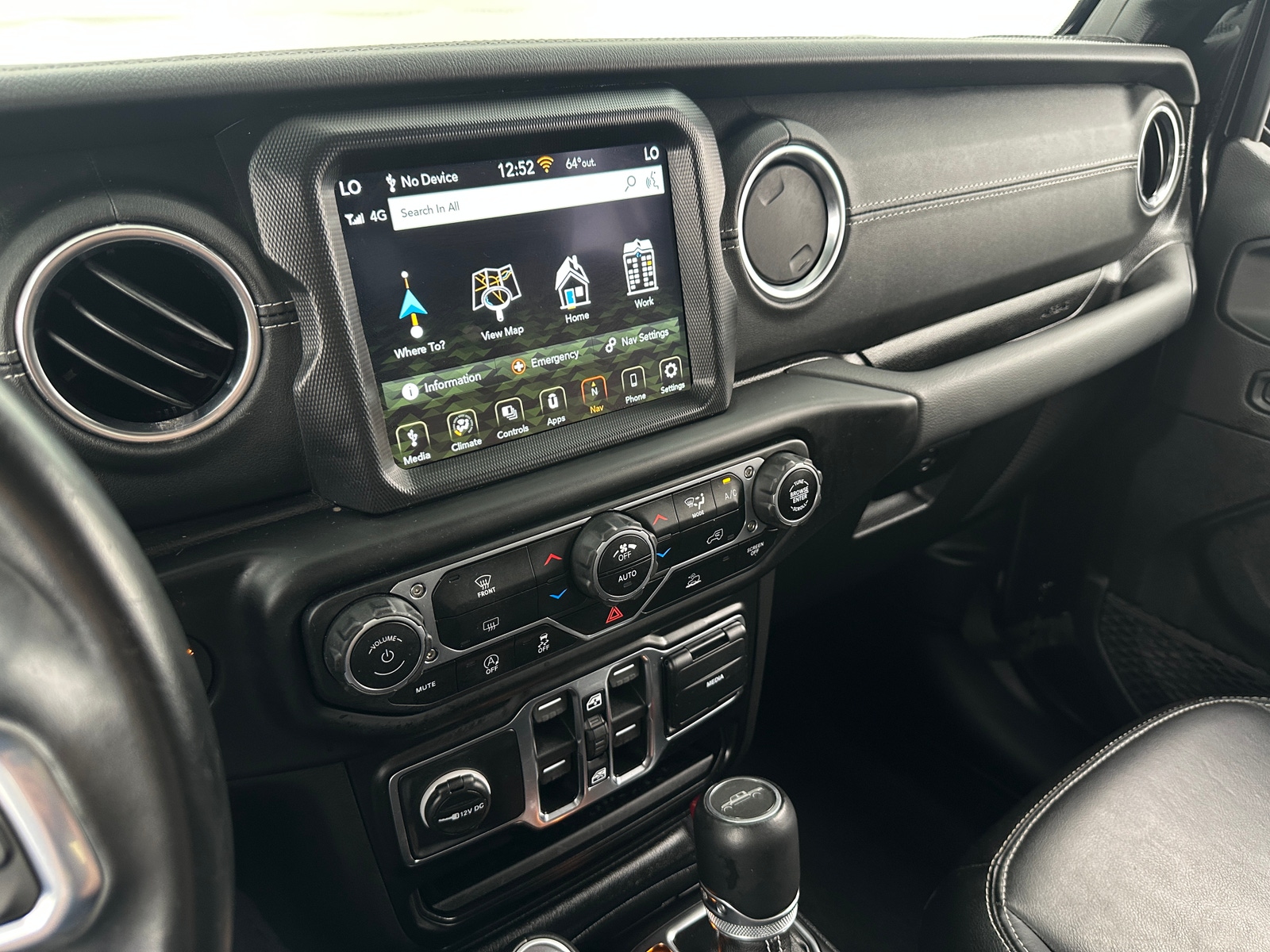 Thumbnail: 2021 Jeep Gladiator - 4