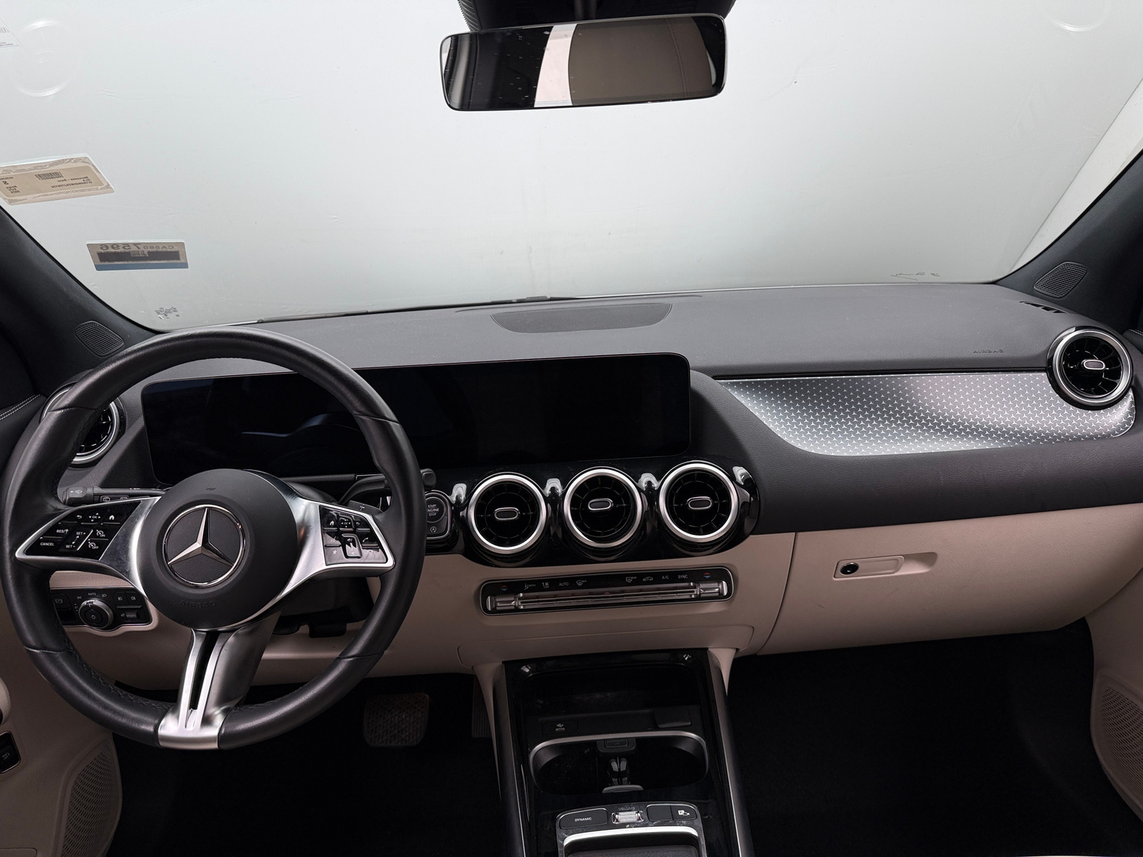 Thumbnail: 2025 Mercedes-Benz GLA - 2
