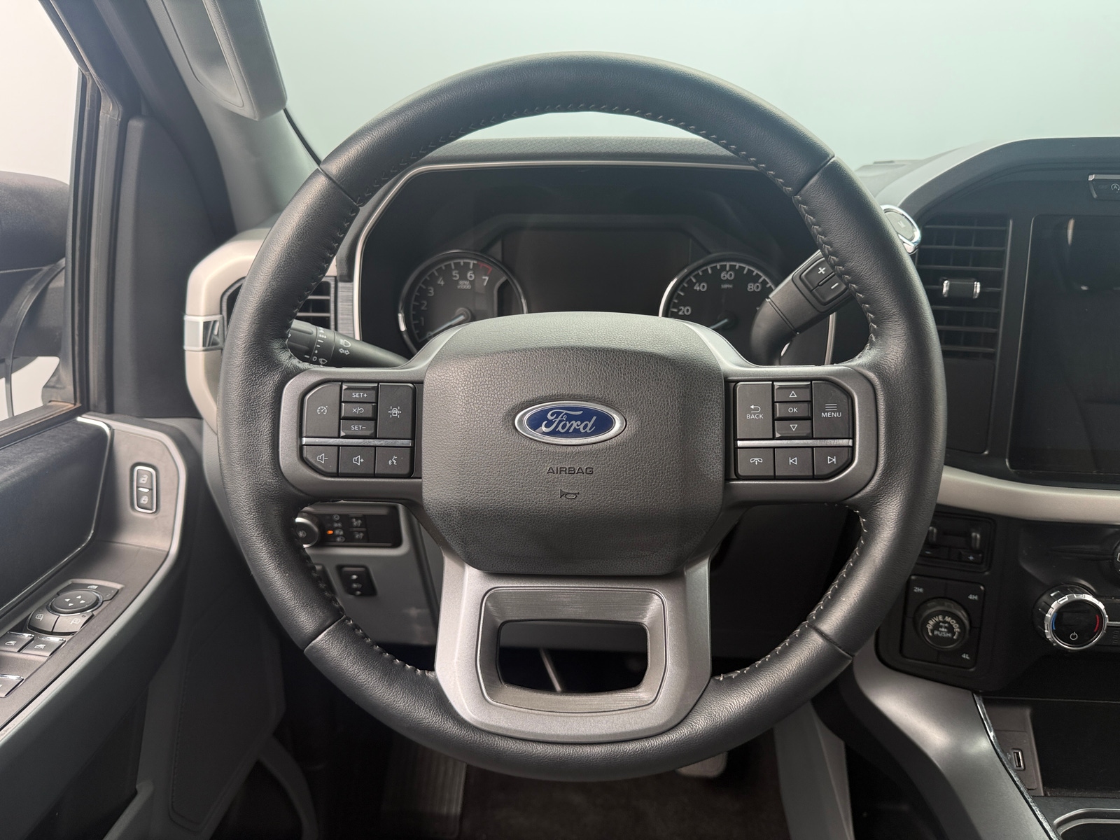 Thumbnail: 2021 Ford Econoline - 5