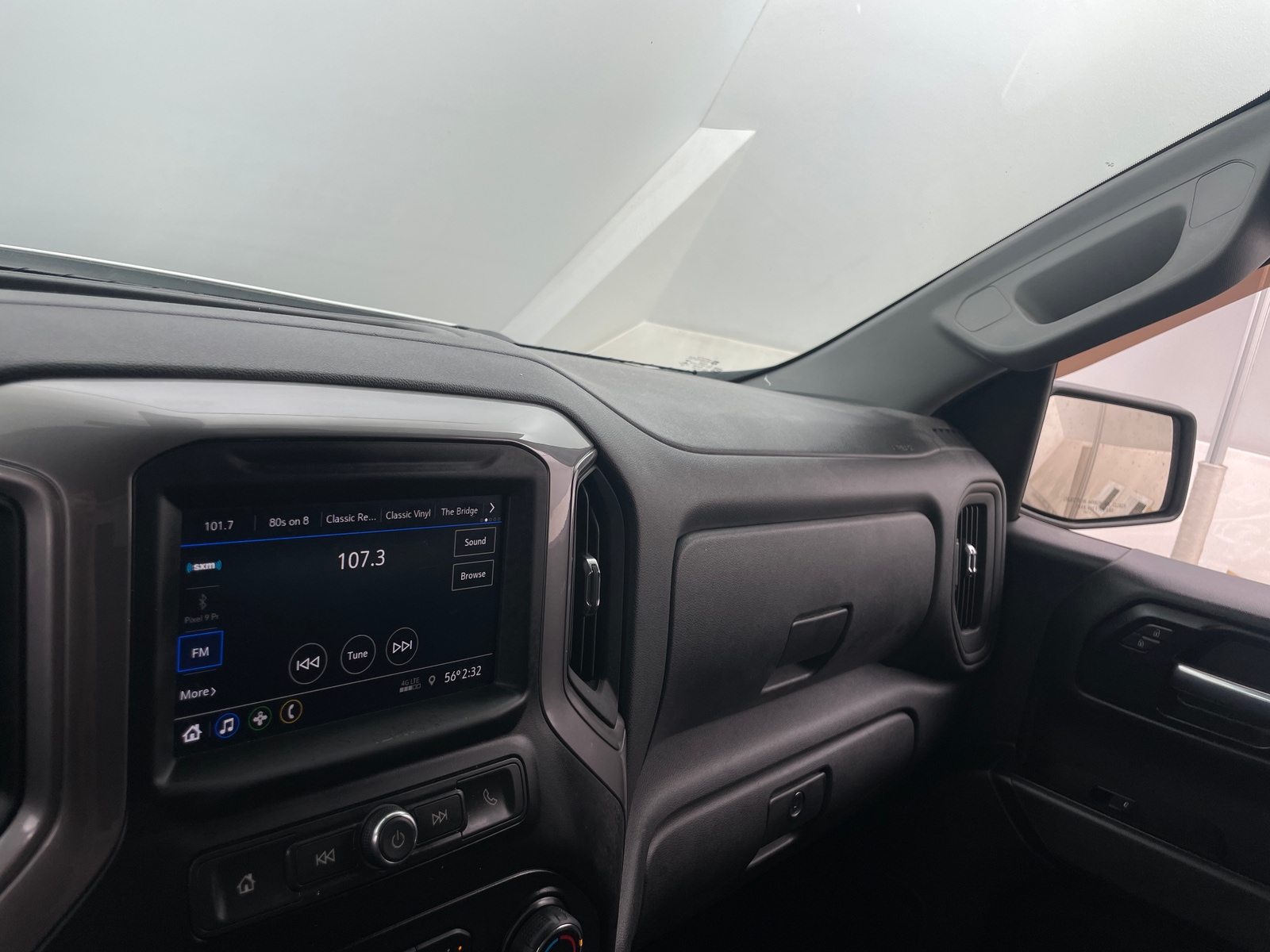 Thumbnail: 2020 Chevrolet Silverado 1500 - 4