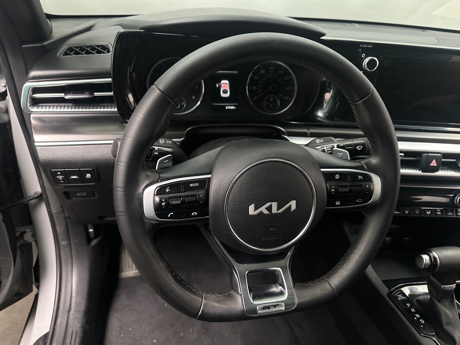 Thumbnail: 2023 Kia K5 - 4