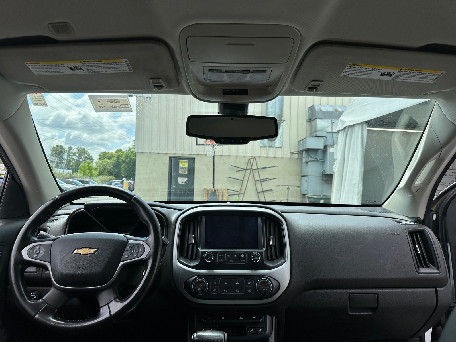 Thumbnail: 2018 Chevrolet Colorado - 3