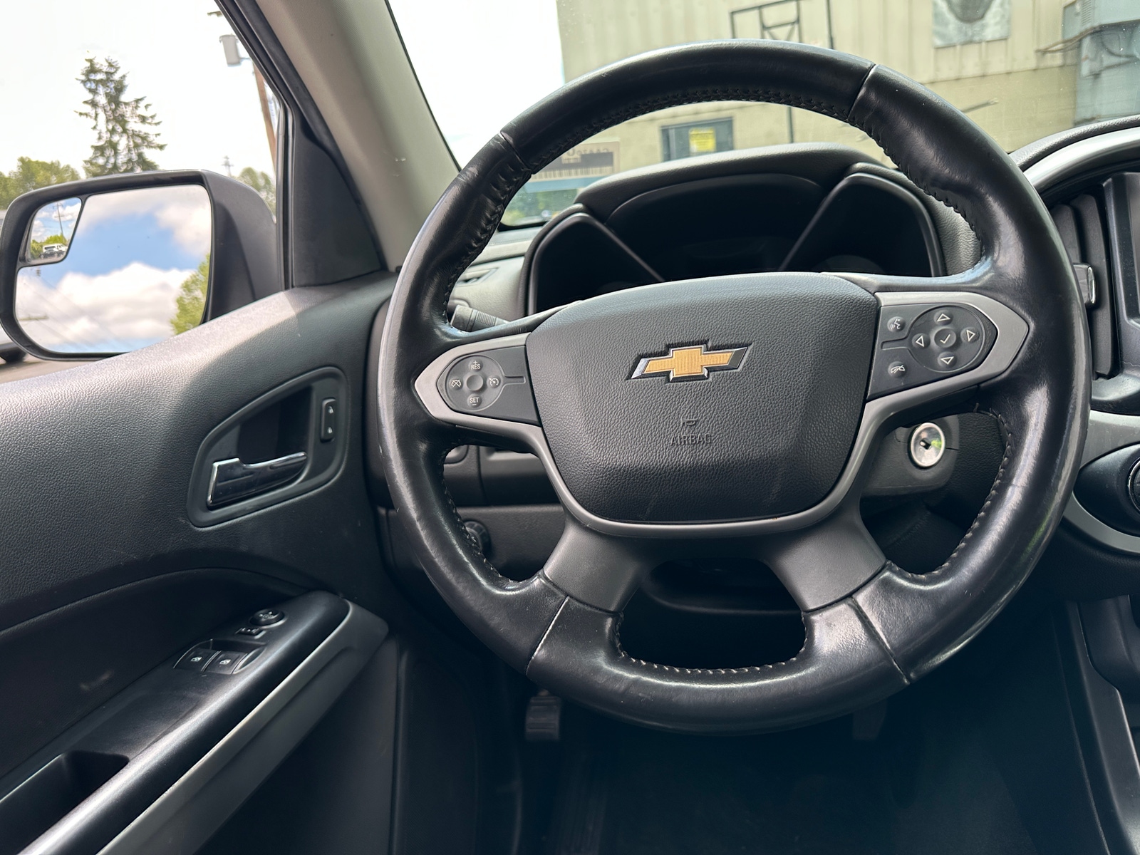 Thumbnail: 2018 Chevrolet Colorado - 5