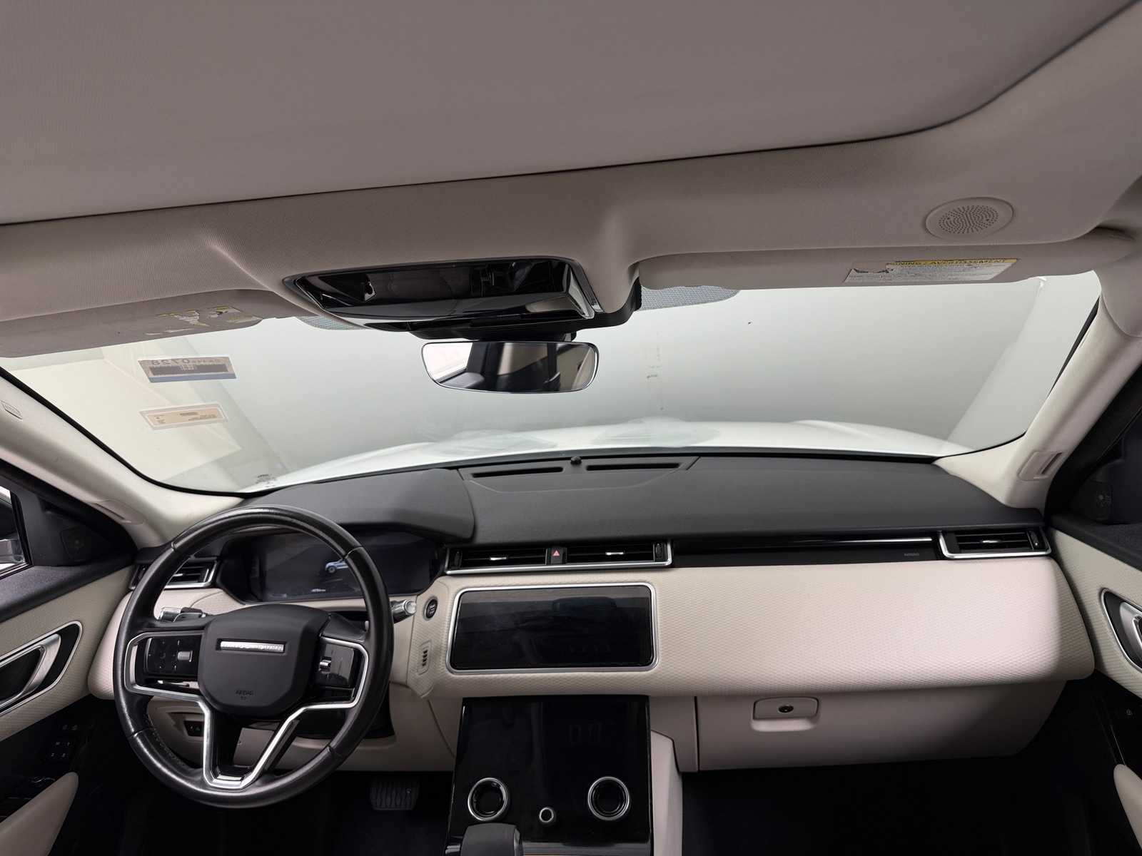 Thumbnail: 2021 Land Rover Range Rover Velar - 2