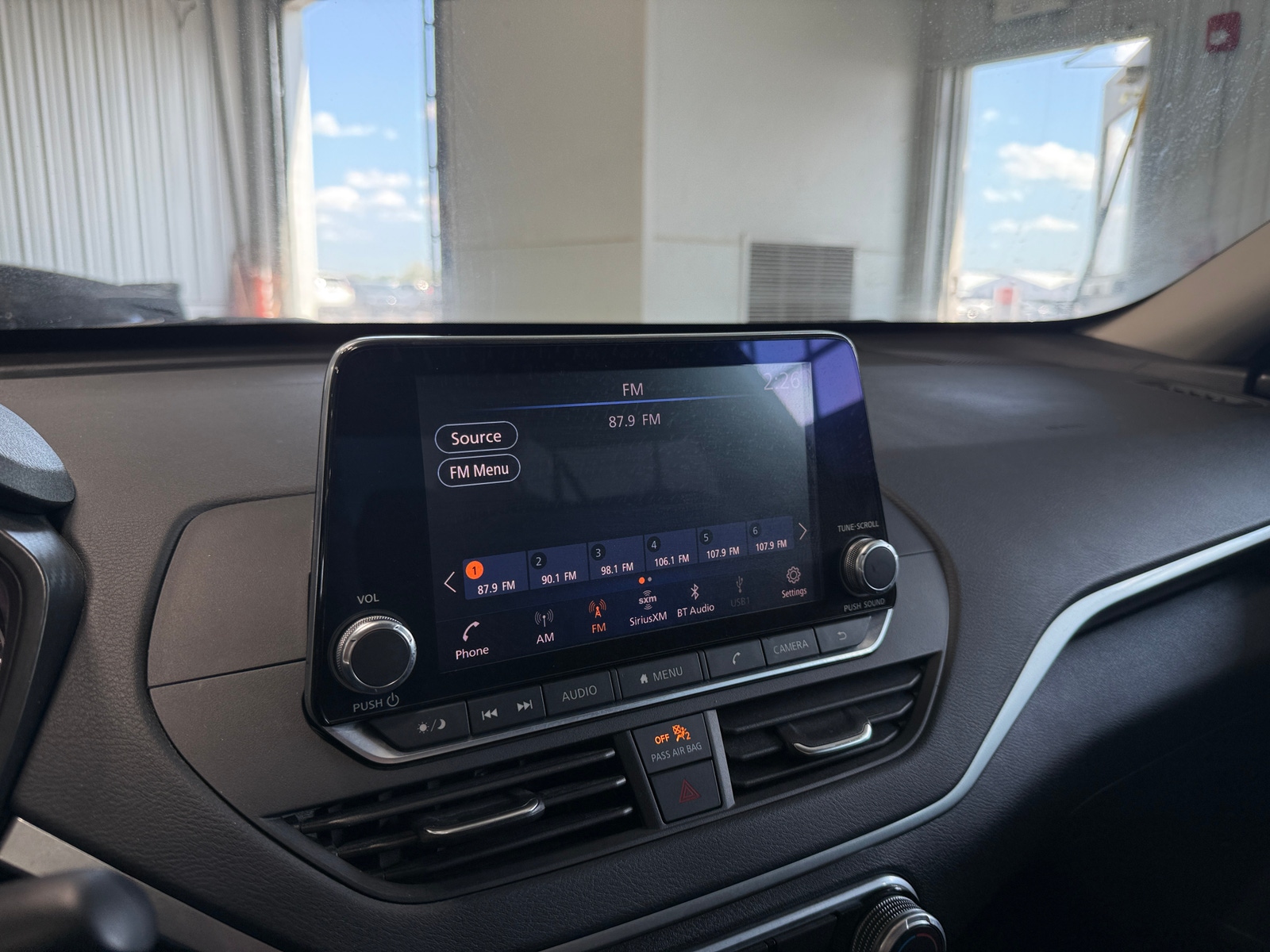 Thumbnail: 2019 Nissan Altima - 4
